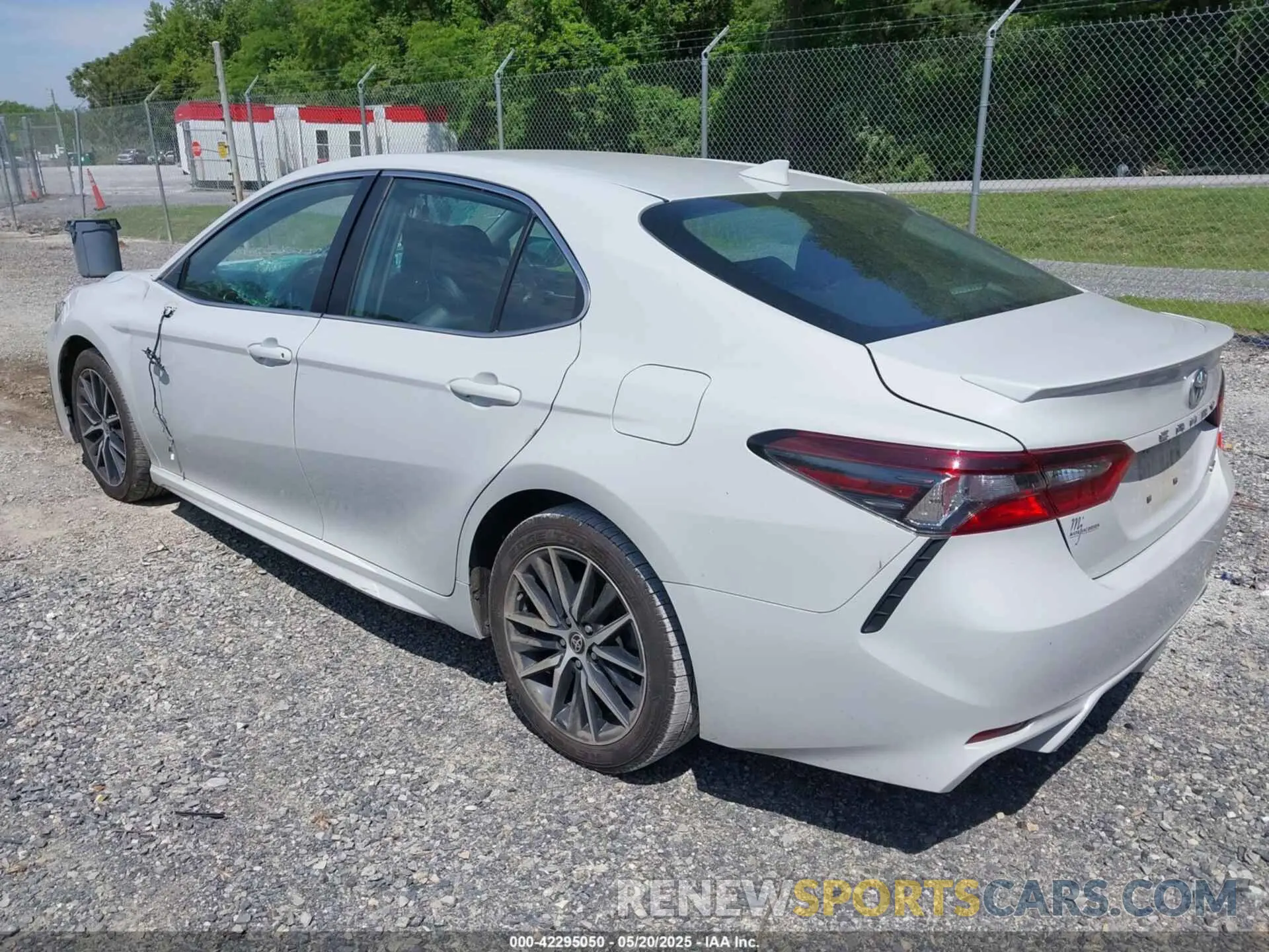 3 Photograph of a damaged car 4T1G11AK4NU063700 TOYOTA CAMRY 2022