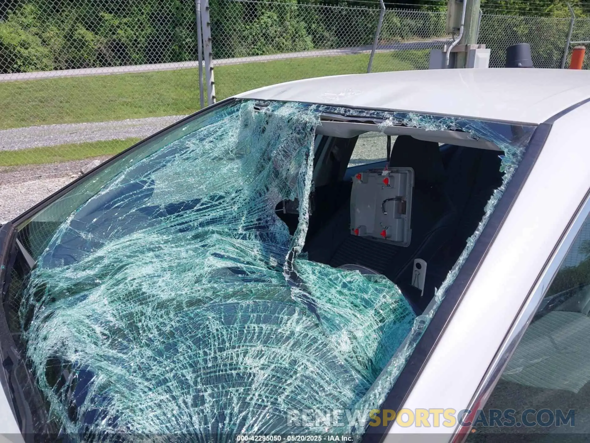 6 Photograph of a damaged car 4T1G11AK4NU063700 TOYOTA CAMRY 2022