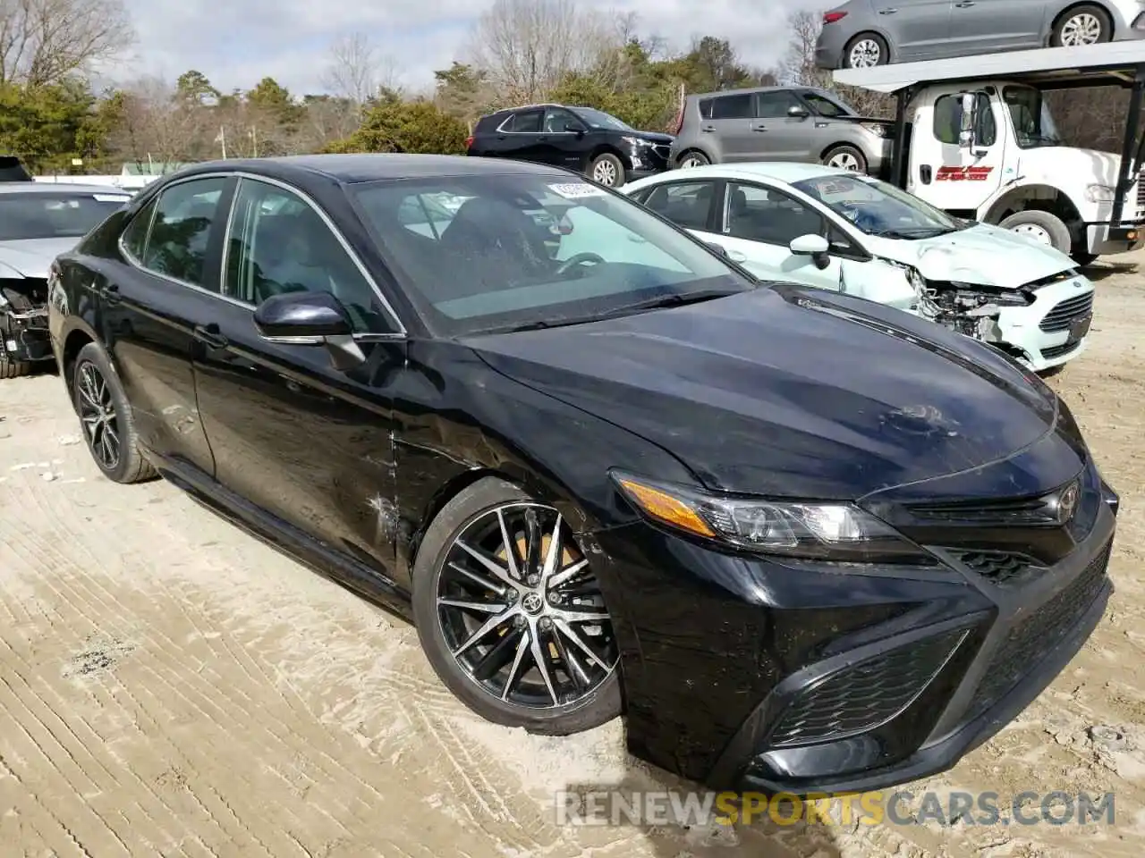 4 Photograph of a damaged car 4T1G11AK4NU065530 TOYOTA CAMRY 2022