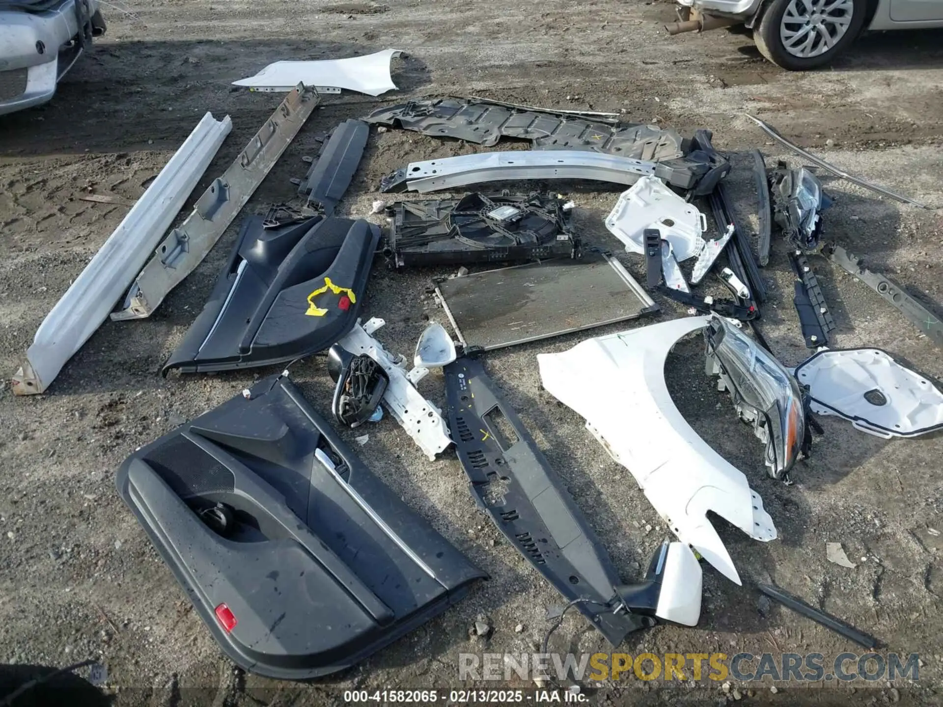 12 Photograph of a damaged car 4T1G11AK4NU620329 TOYOTA CAMRY 2022