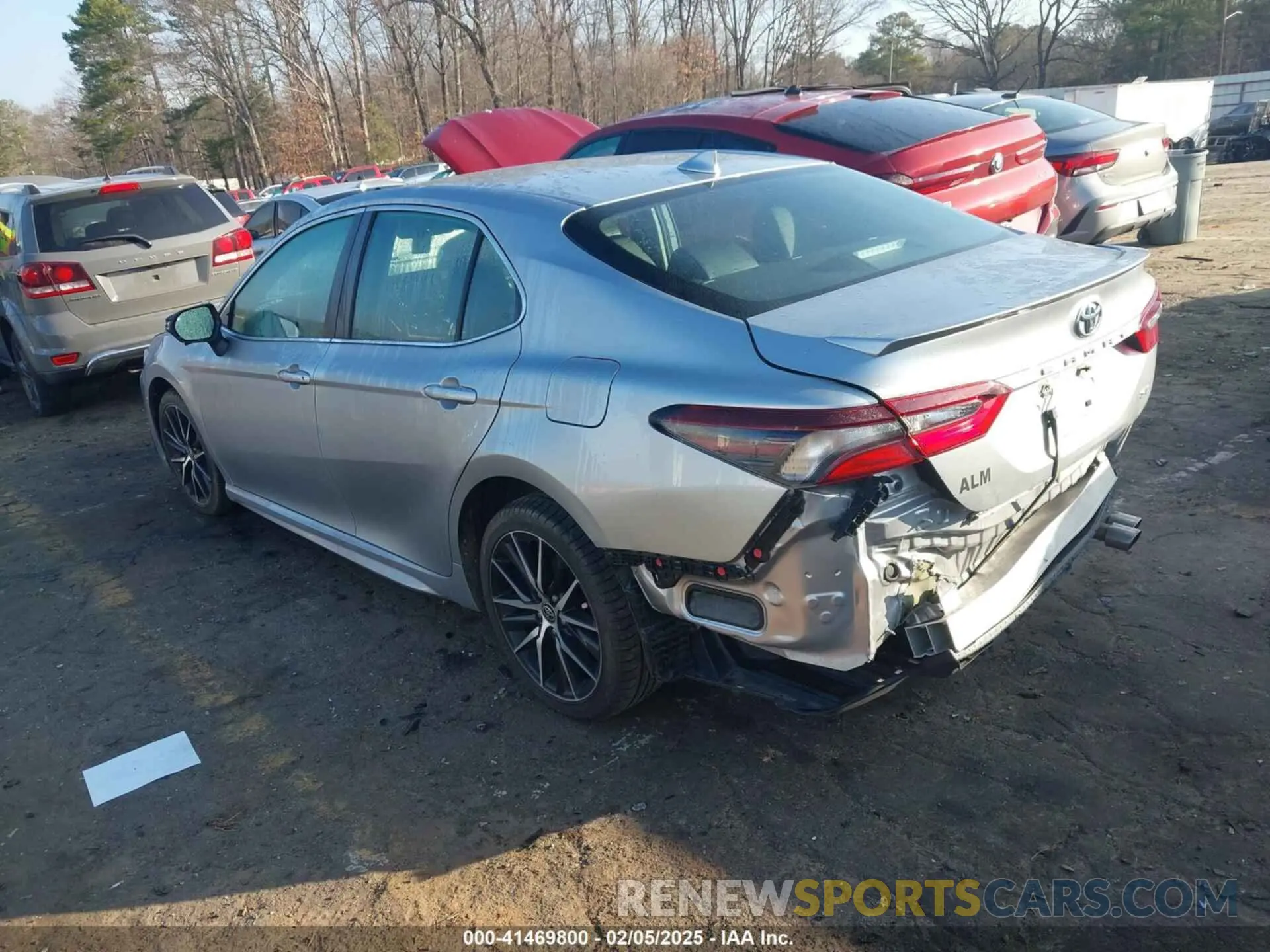 3 Photograph of a damaged car 4T1G11AK4NU623750 TOYOTA CAMRY 2022