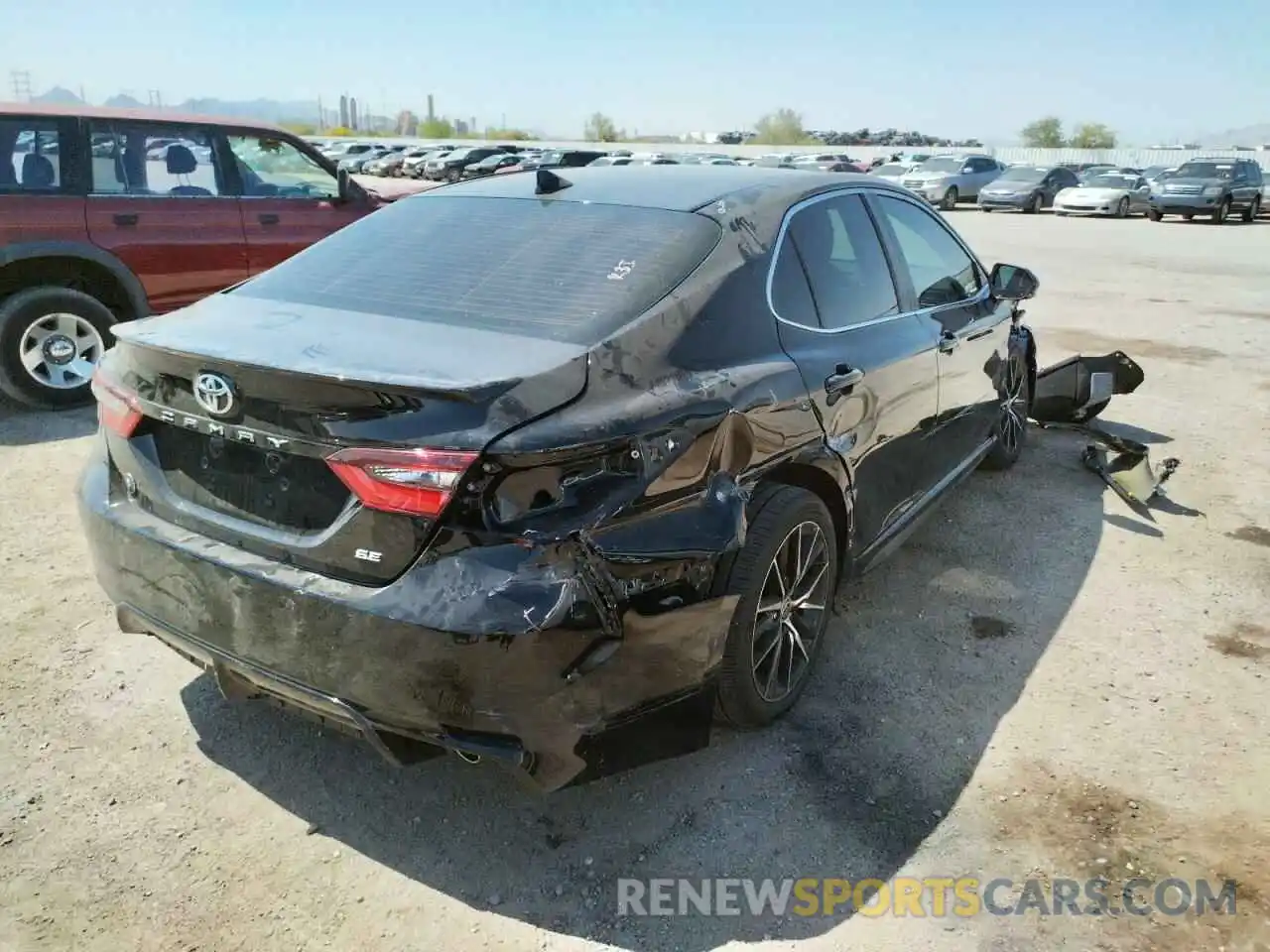 4 Photograph of a damaged car 4T1G11AK4NU659812 TOYOTA CAMRY 2022