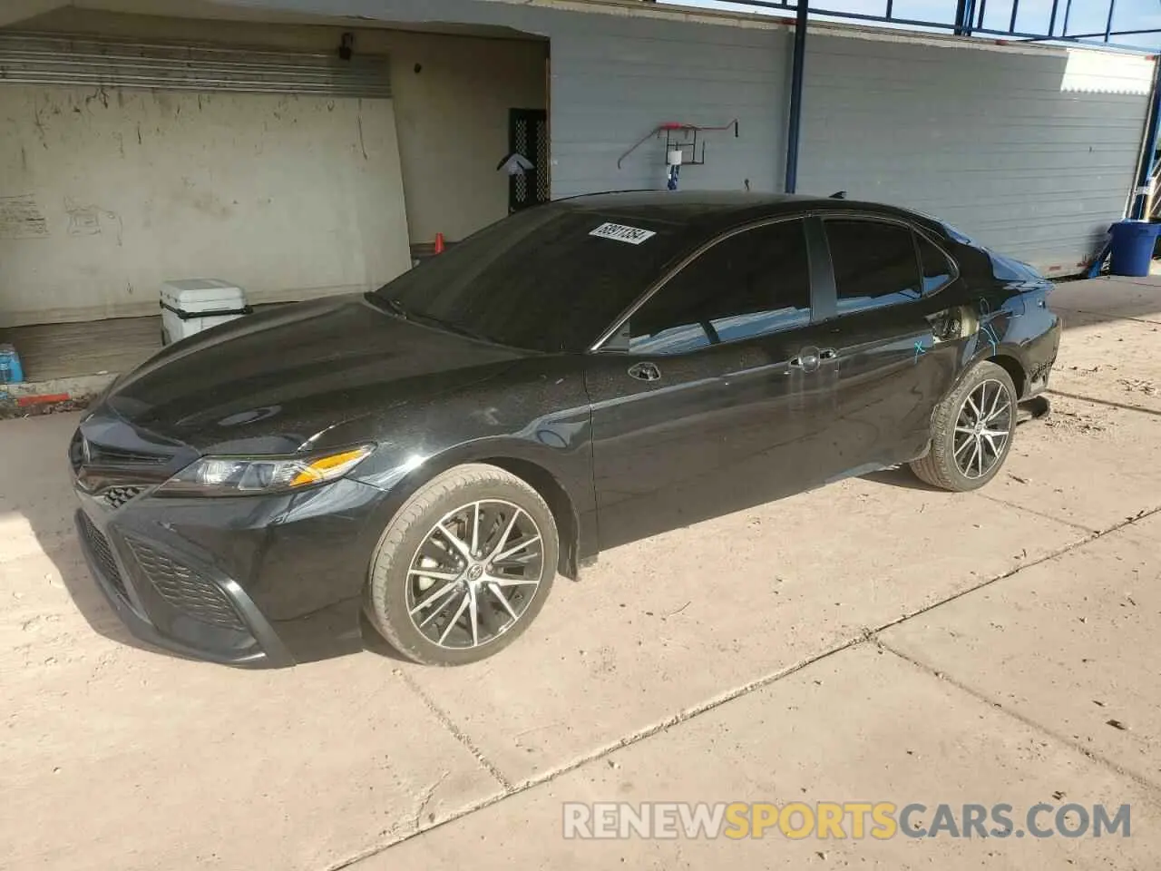 1 Photograph of a damaged car 4T1G11AK4NU661110 TOYOTA CAMRY 2022