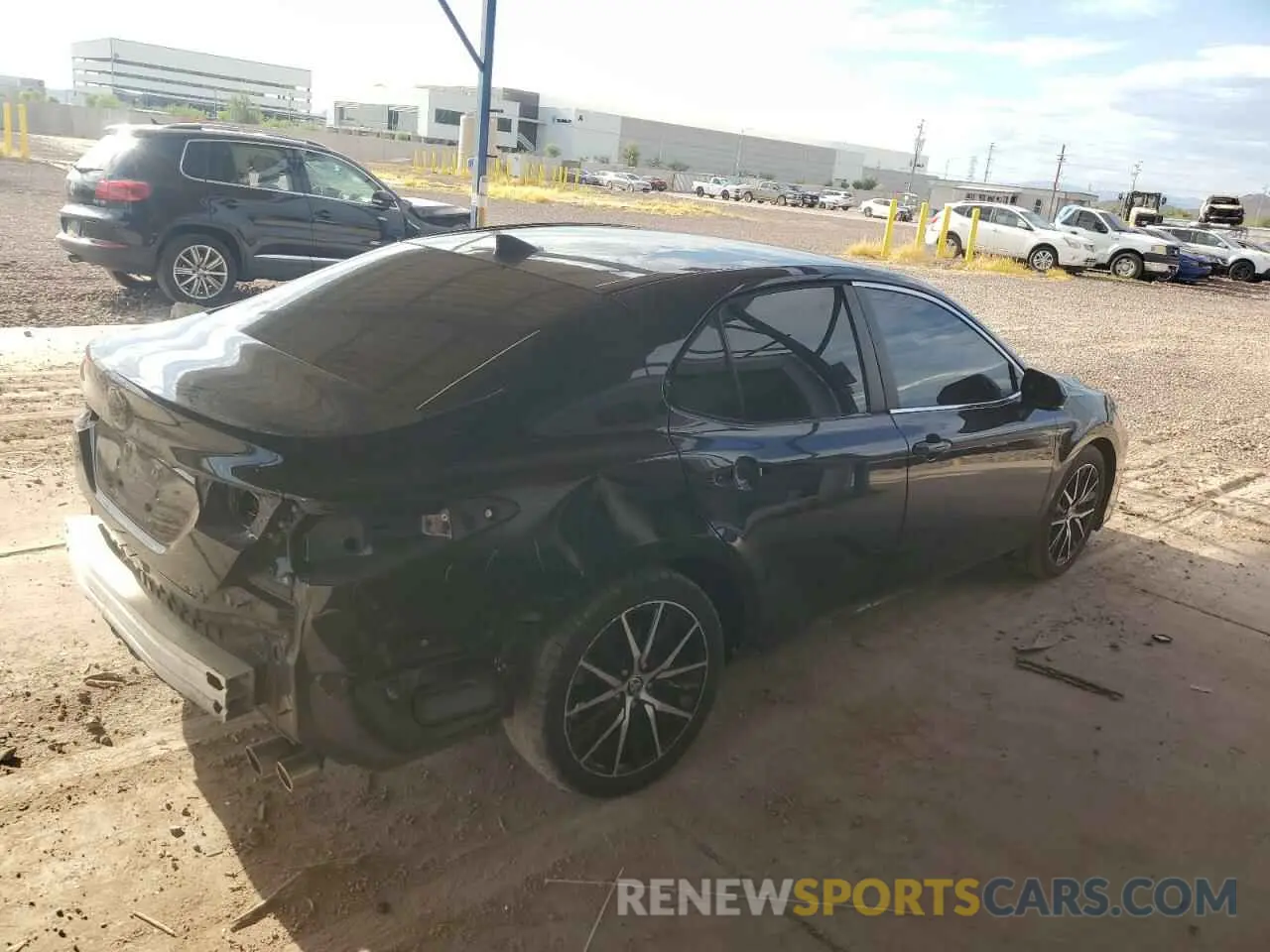 3 Photograph of a damaged car 4T1G11AK4NU661110 TOYOTA CAMRY 2022