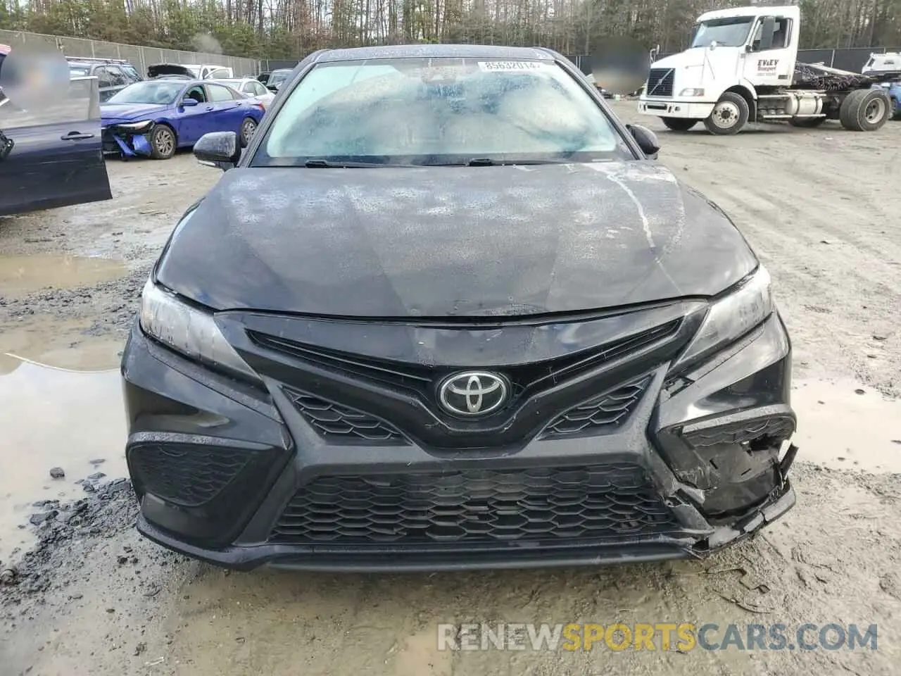 5 Photograph of a damaged car 4T1G11AK4NU663147 TOYOTA CAMRY 2022