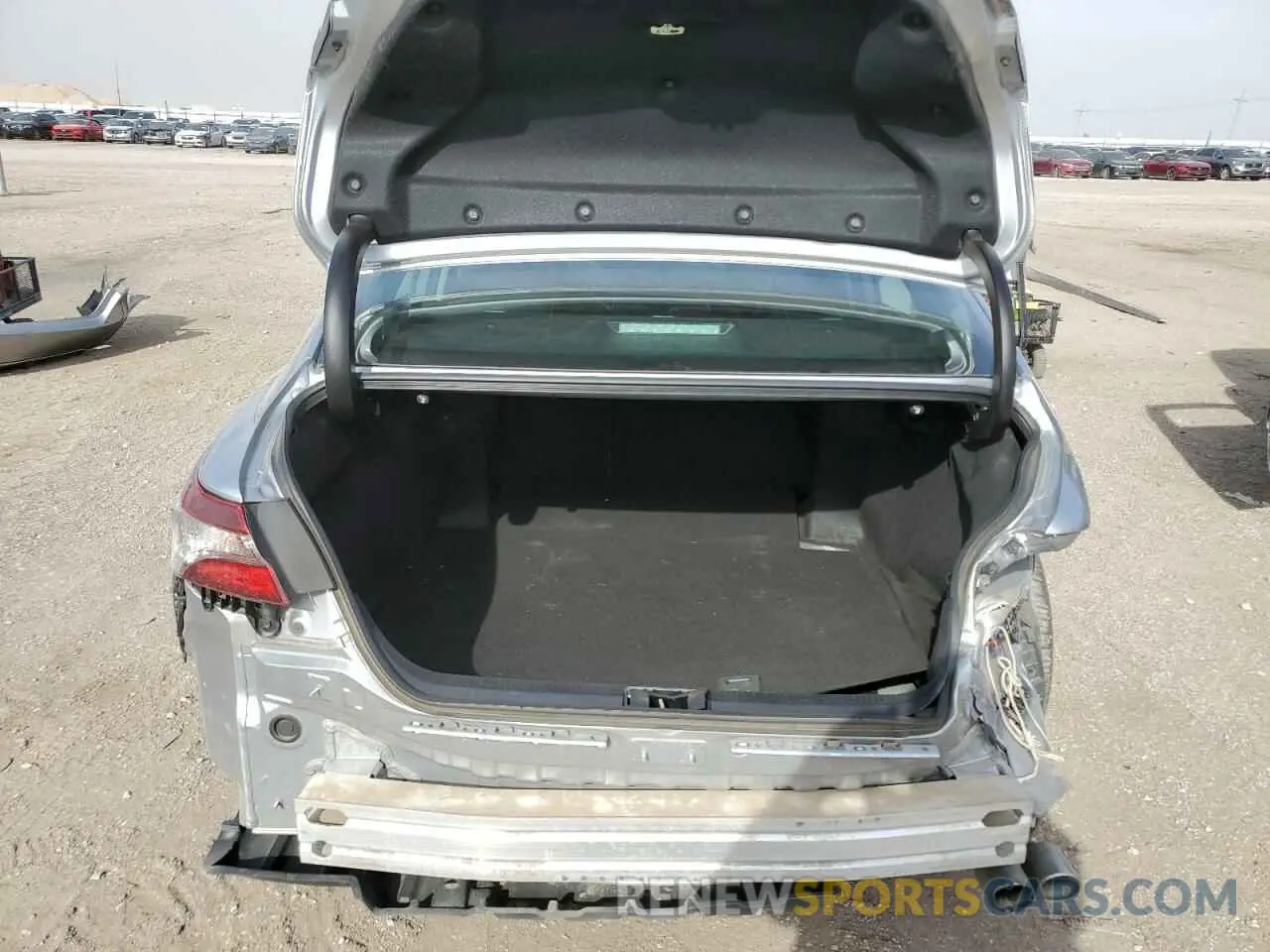 6 Photograph of a damaged car 4T1G11AK4NU667120 TOYOTA CAMRY 2022