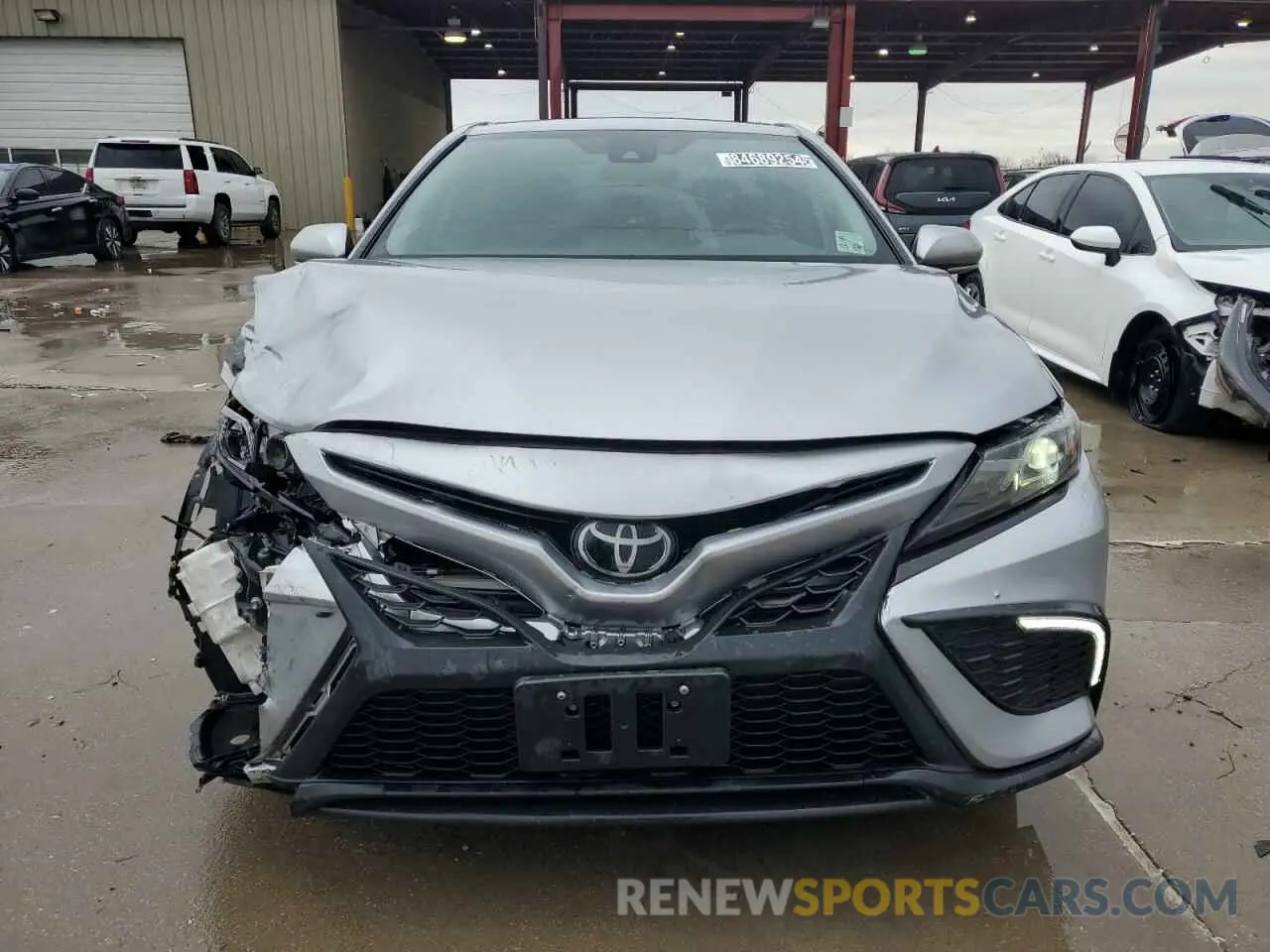 5 Photograph of a damaged car 4T1G11AK4NU668283 TOYOTA CAMRY 2022