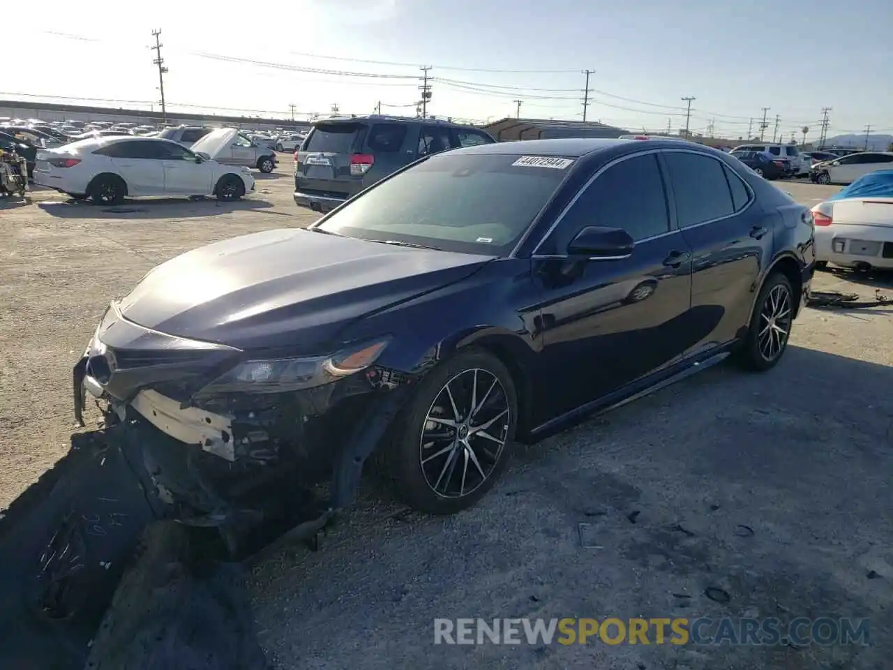 1 Photograph of a damaged car 4T1G11AK4NU673693 TOYOTA CAMRY 2022