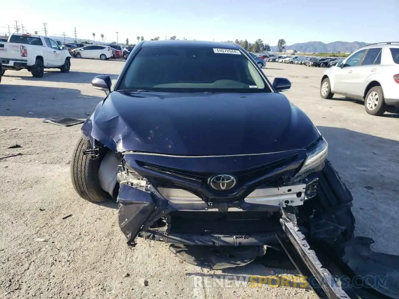 5 Photograph of a damaged car 4T1G11AK4NU673693 TOYOTA CAMRY 2022