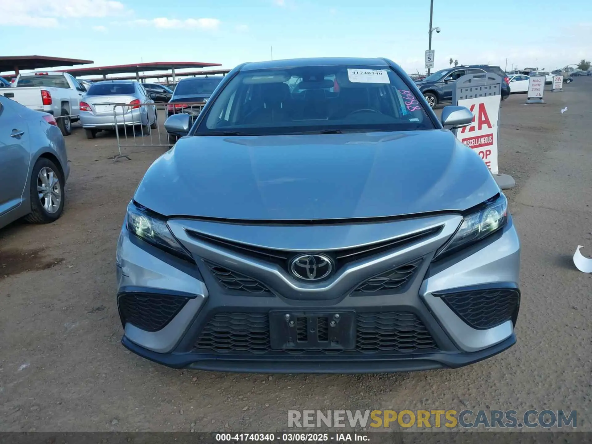 12 Photograph of a damaged car 4T1G11AK4NU708037 TOYOTA CAMRY 2022