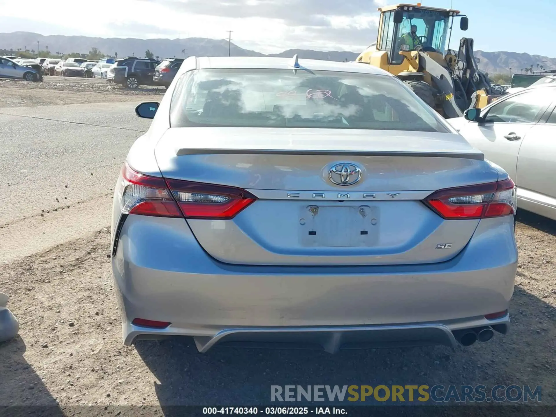 16 Photograph of a damaged car 4T1G11AK4NU708037 TOYOTA CAMRY 2022