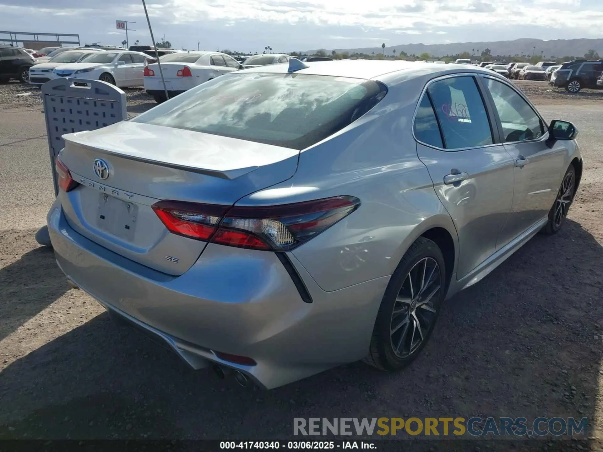 4 Photograph of a damaged car 4T1G11AK4NU708037 TOYOTA CAMRY 2022