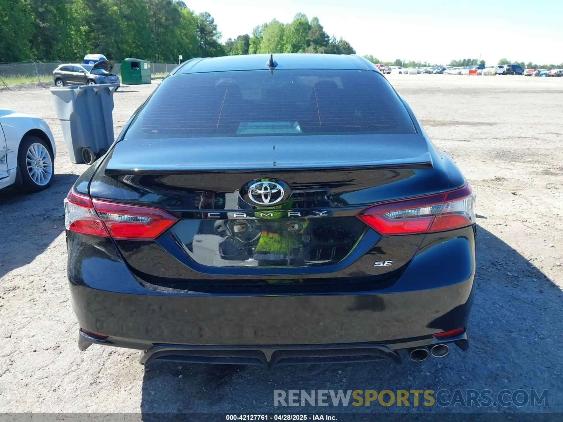 15 Photograph of a damaged car 4T1G11AK4NU716199 TOYOTA CAMRY 2022
