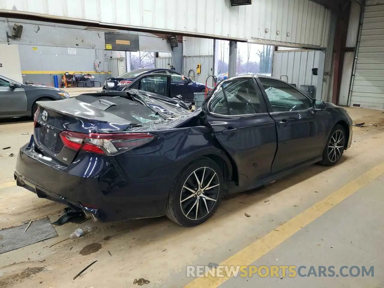 3 Photograph of a damaged car 4T1G11AK5NU014506 TOYOTA CAMRY 2022