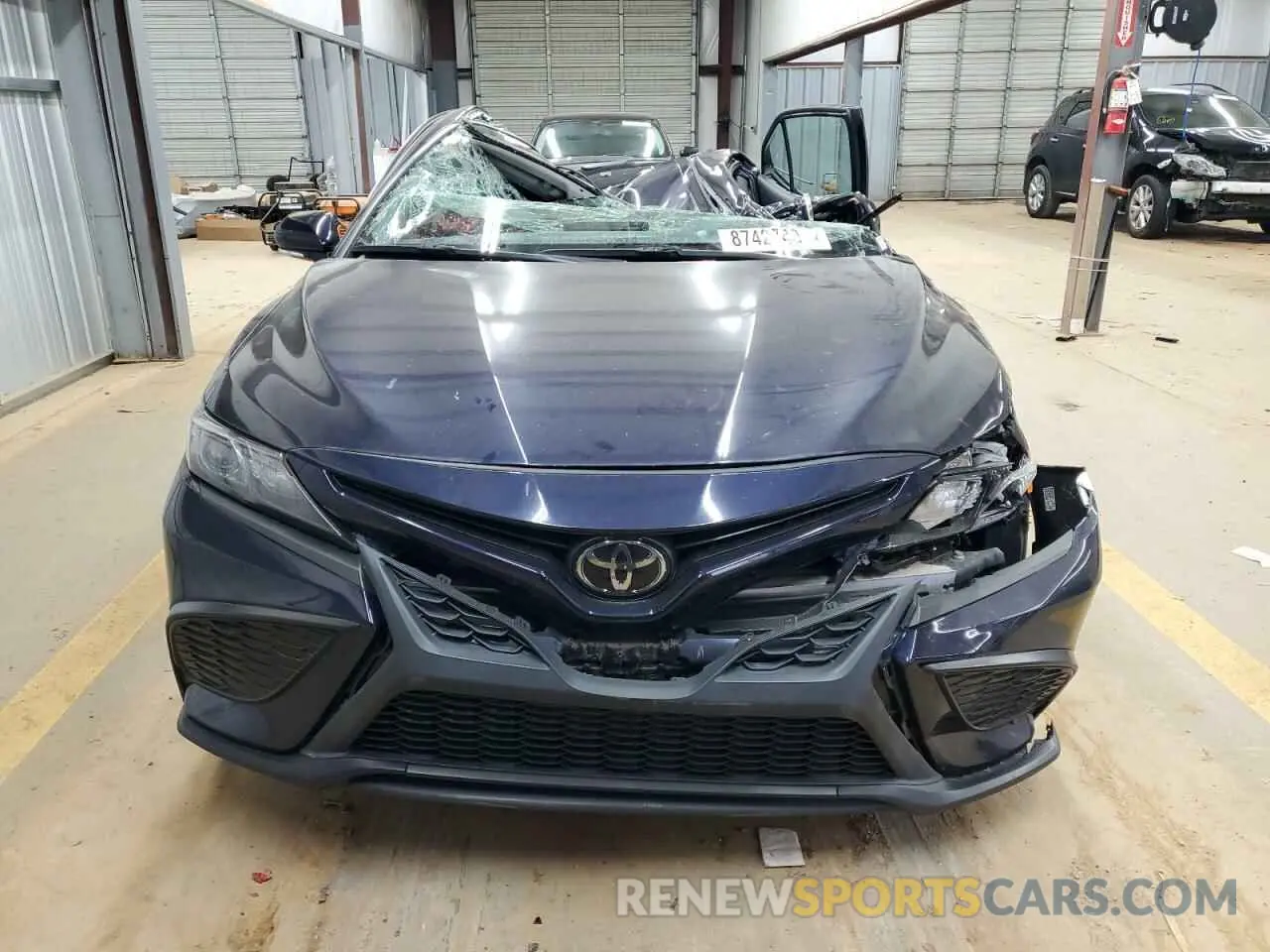 5 Photograph of a damaged car 4T1G11AK5NU014506 TOYOTA CAMRY 2022
