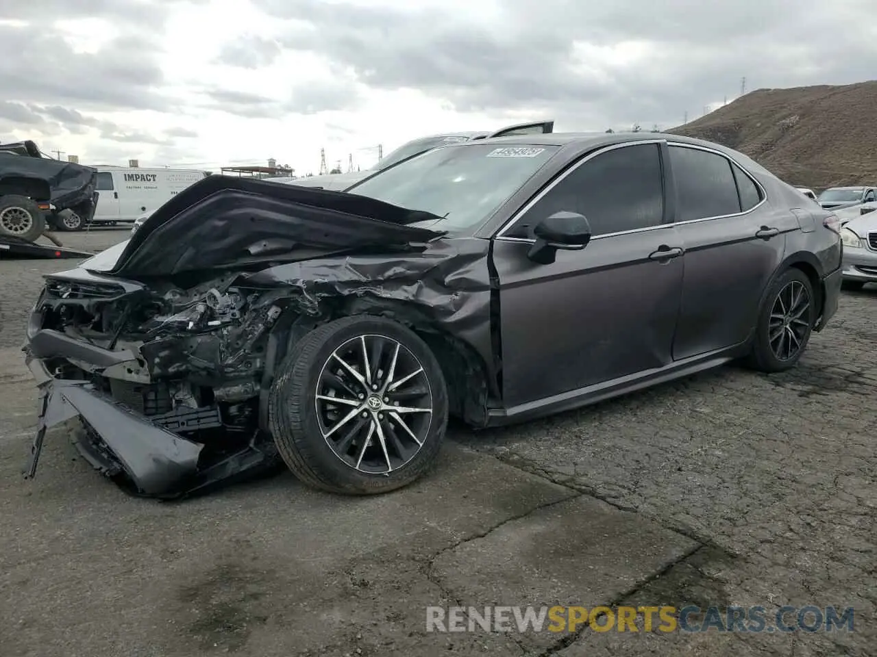 1 Photograph of a damaged car 4T1G11AK5NU017504 TOYOTA CAMRY 2022