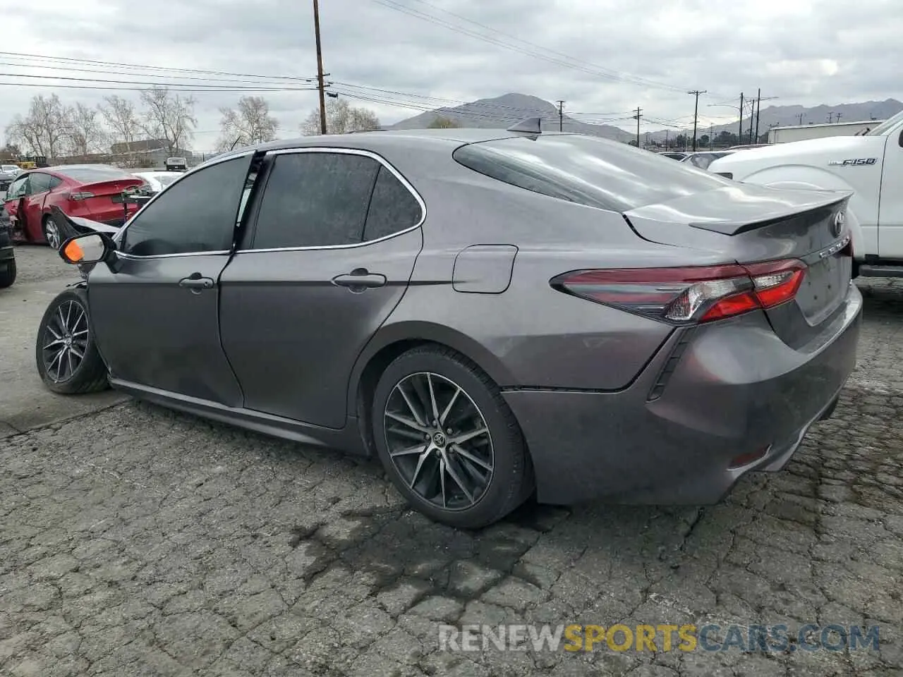2 Photograph of a damaged car 4T1G11AK5NU017504 TOYOTA CAMRY 2022