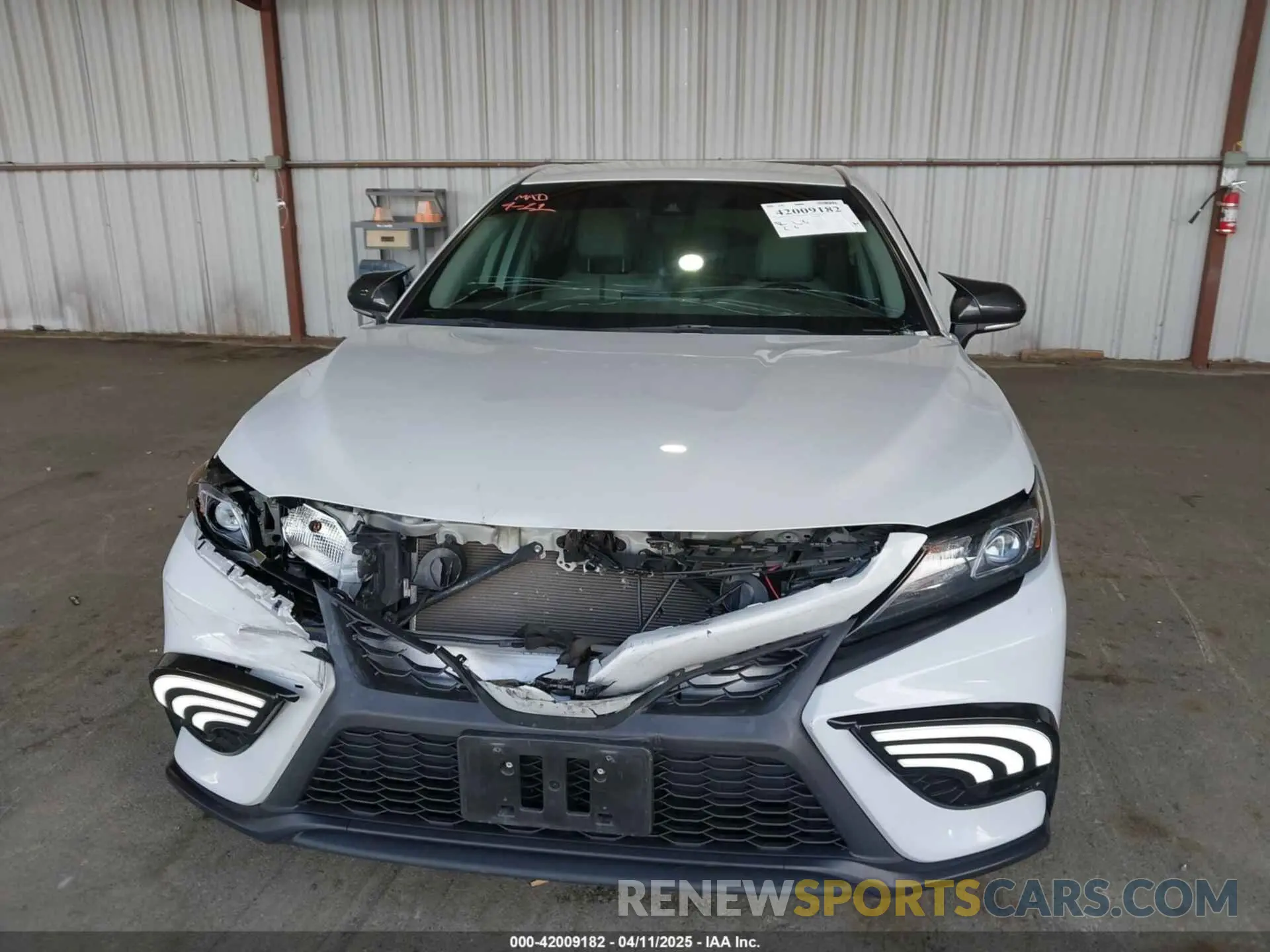 6 Photograph of a damaged car 4T1G11AK5NU019057 TOYOTA CAMRY 2022