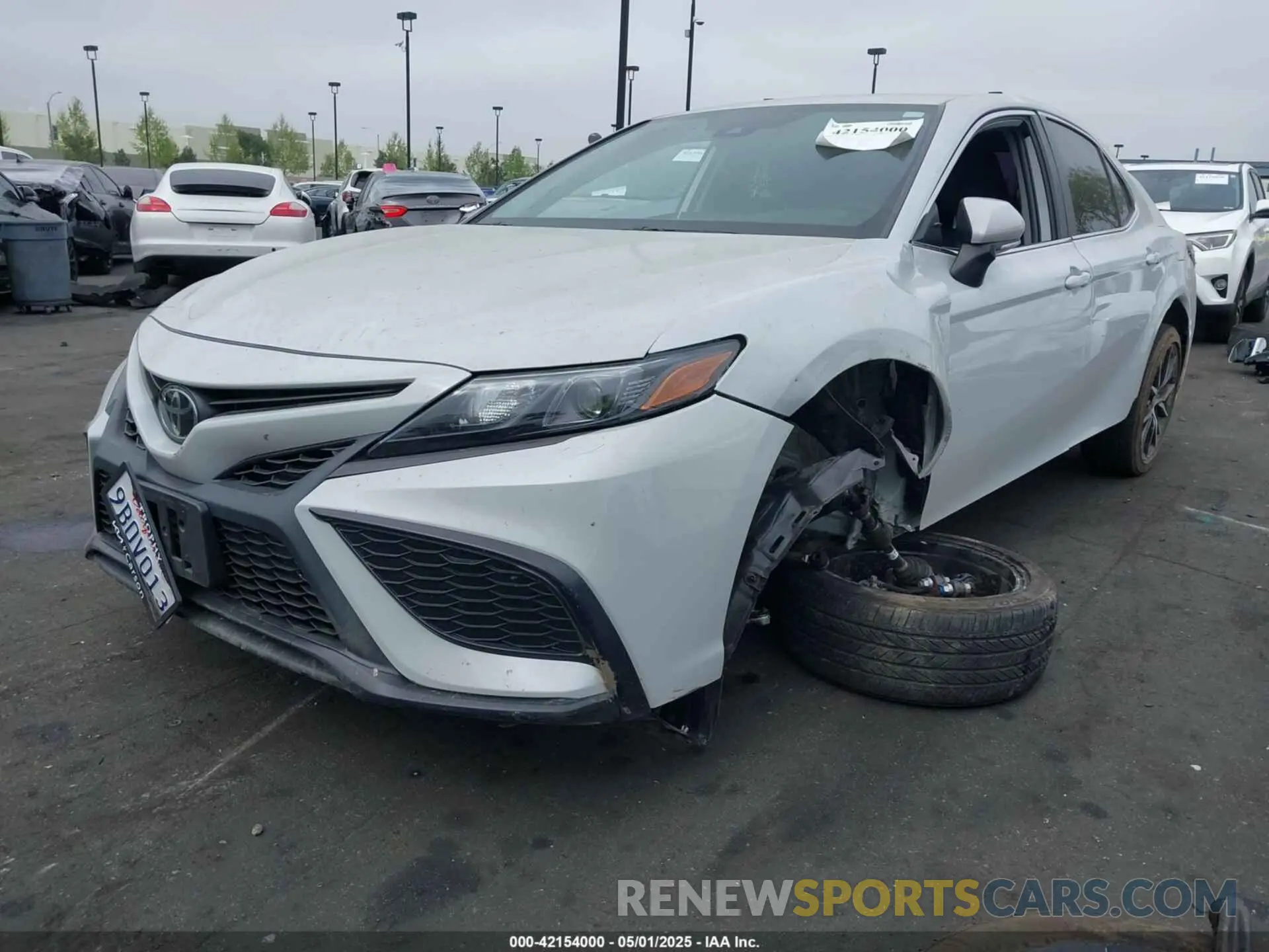 2 Photograph of a damaged car 4T1G11AK5NU054097 TOYOTA CAMRY 2022