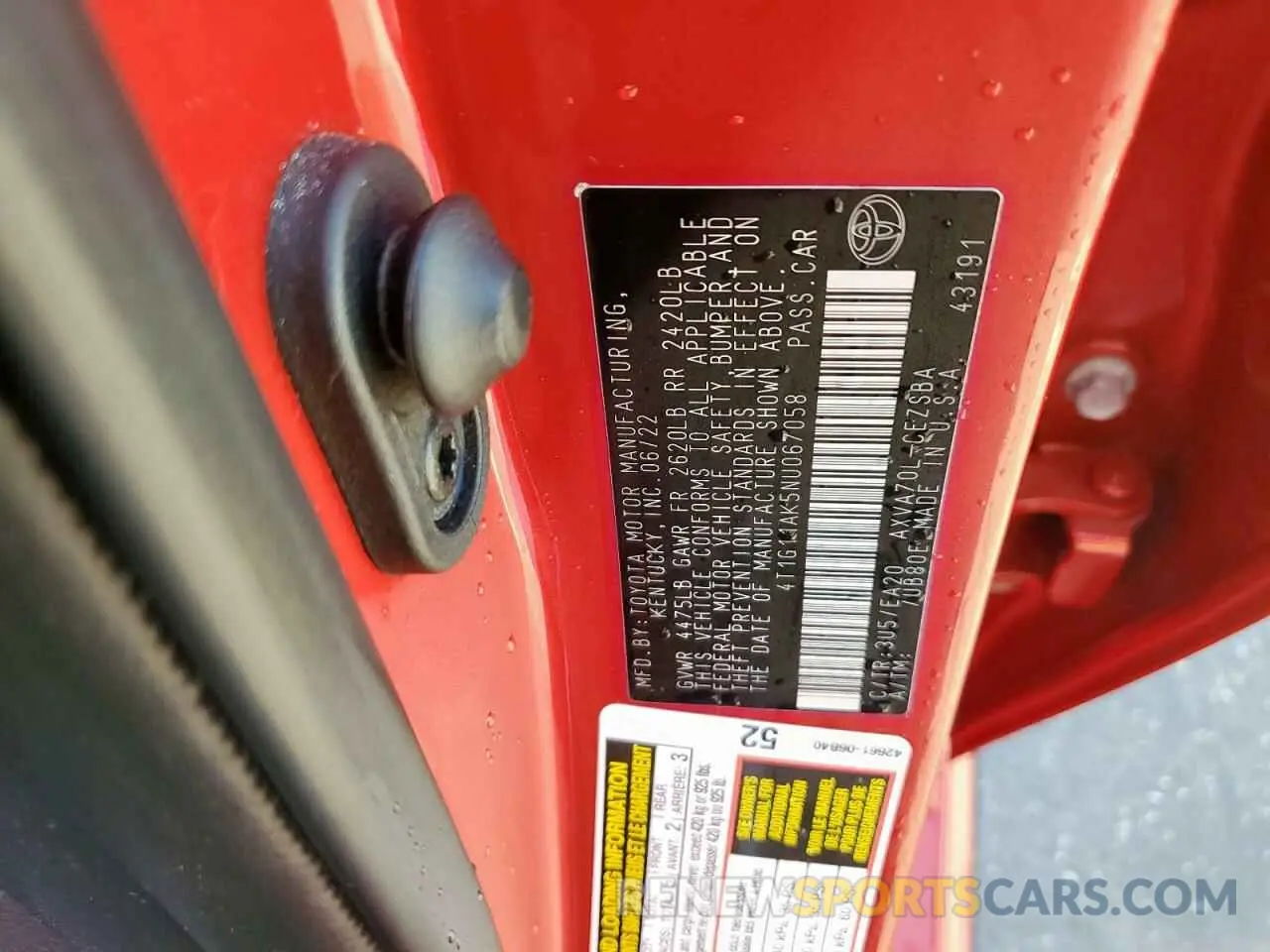 12 Photograph of a damaged car 4T1G11AK5NU067058 TOYOTA CAMRY 2022