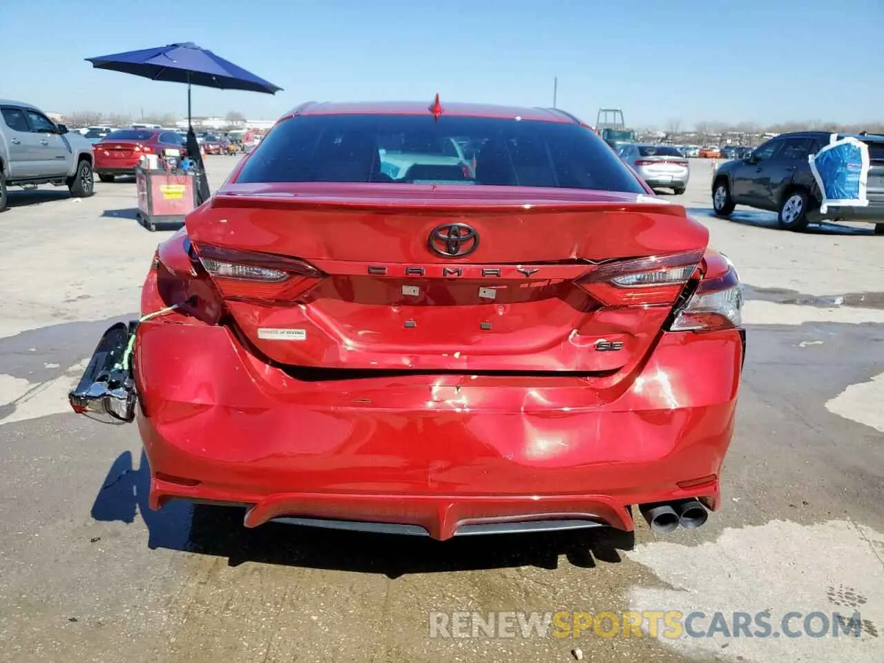 6 Photograph of a damaged car 4T1G11AK5NU067058 TOYOTA CAMRY 2022