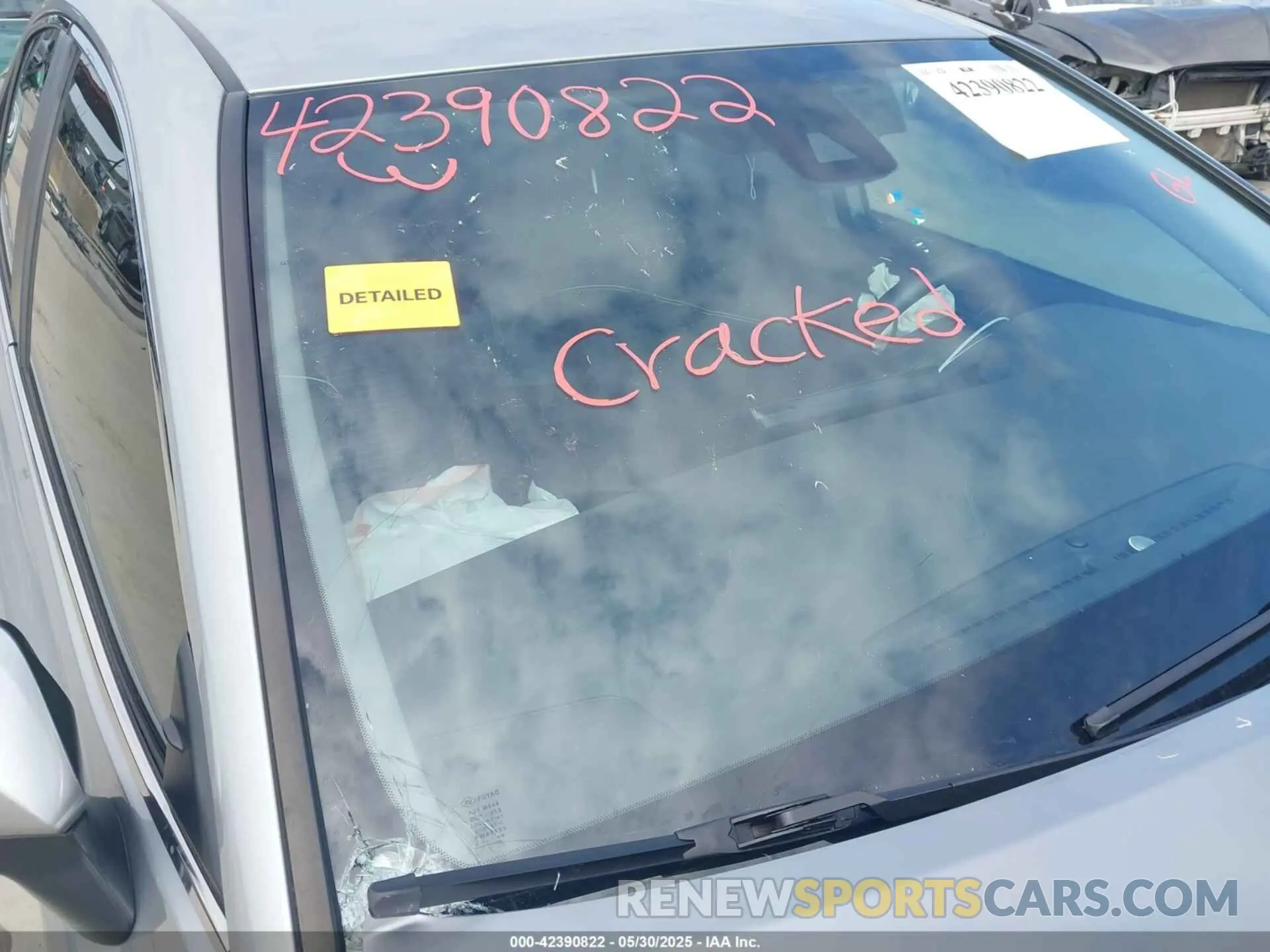 18 Photograph of a damaged car 4T1G11AK5NU069683 TOYOTA CAMRY 2022