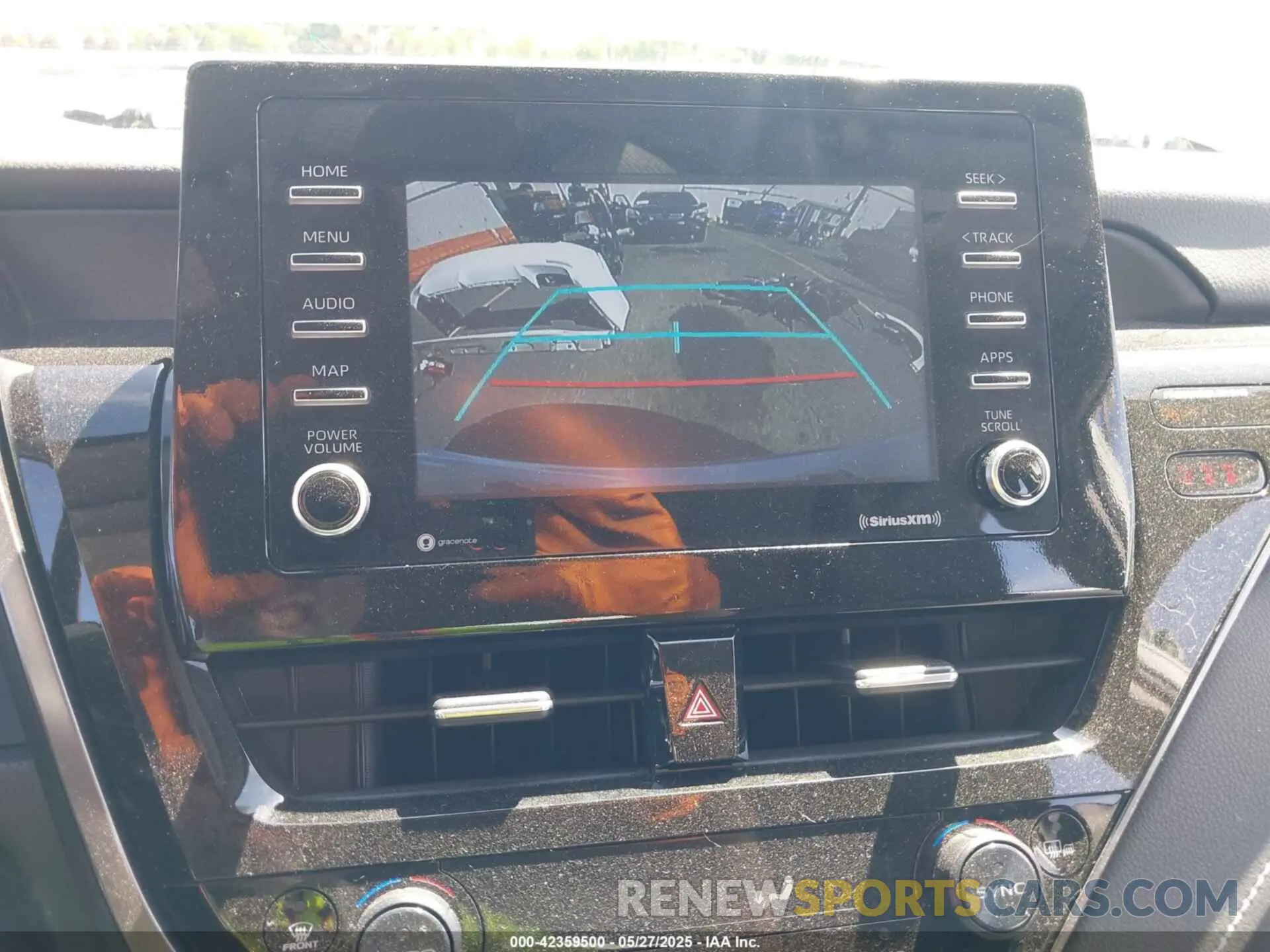 19 Photograph of a damaged car 4T1G11AK5NU075077 TOYOTA CAMRY 2022