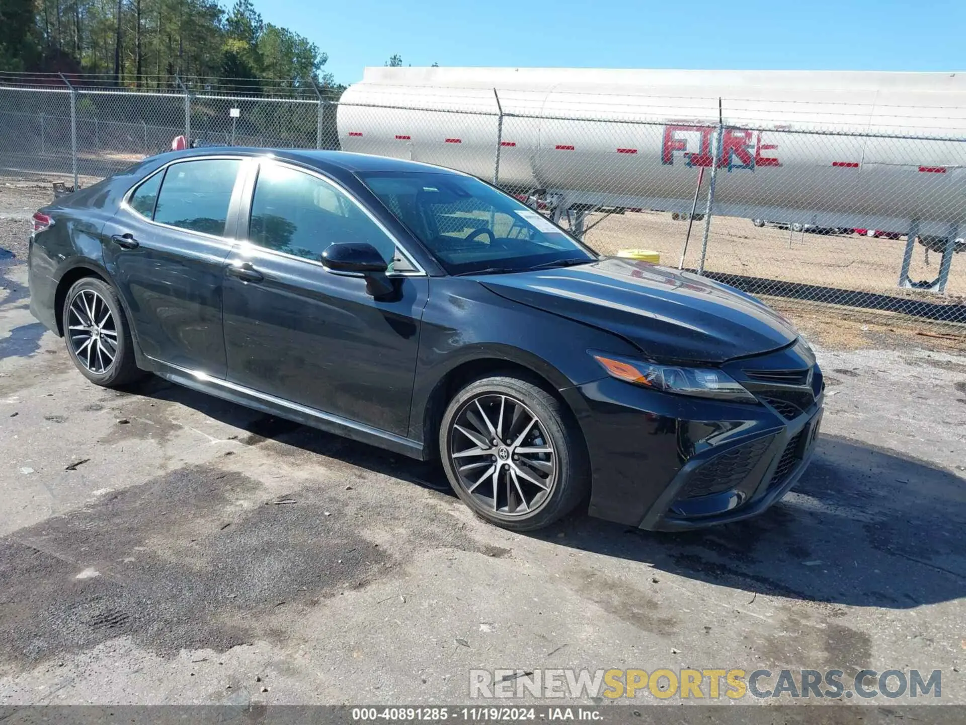 1 Photograph of a damaged car 4T1G11AK5NU076374 TOYOTA CAMRY 2022