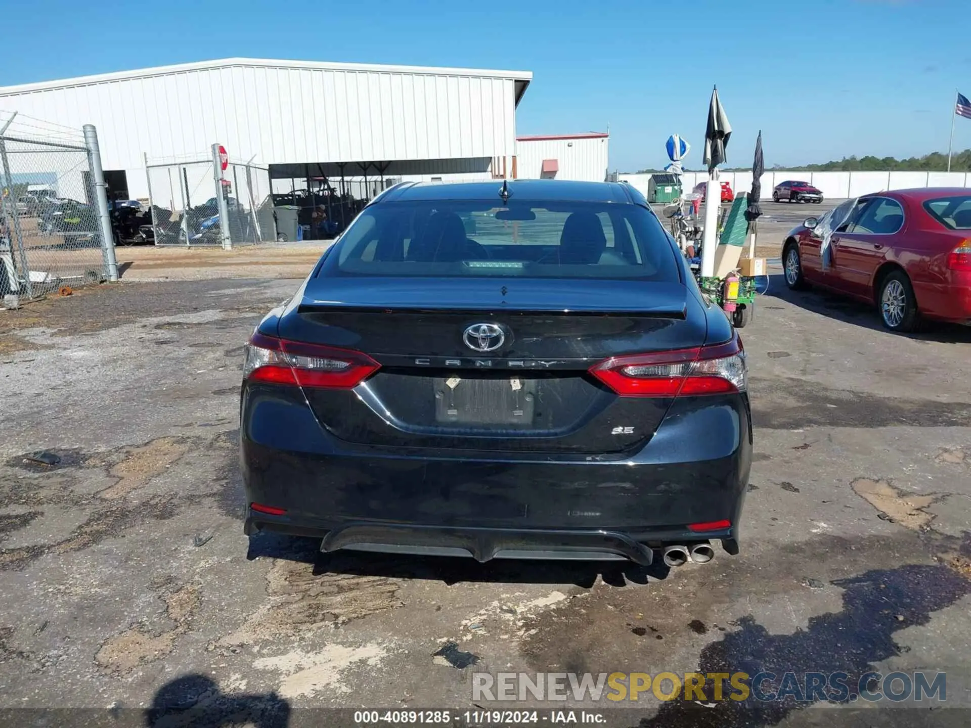 16 Photograph of a damaged car 4T1G11AK5NU076374 TOYOTA CAMRY 2022