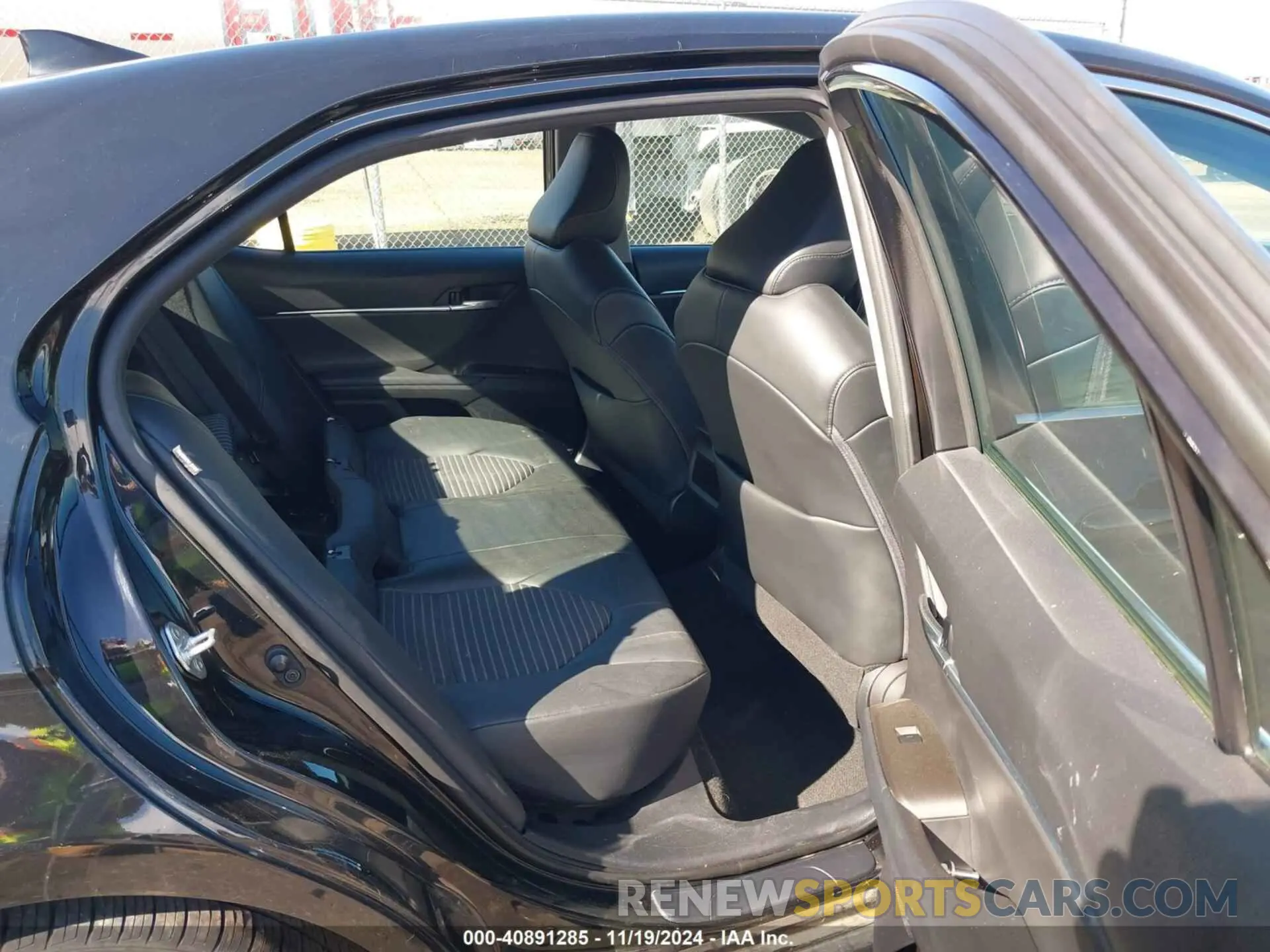8 Photograph of a damaged car 4T1G11AK5NU076374 TOYOTA CAMRY 2022