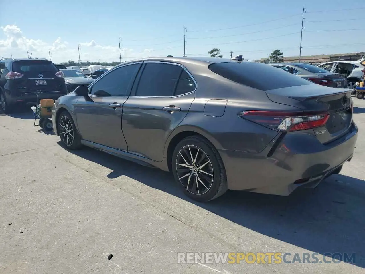 2 Photograph of a damaged car 4T1G11AK5NU619917 TOYOTA CAMRY 2022