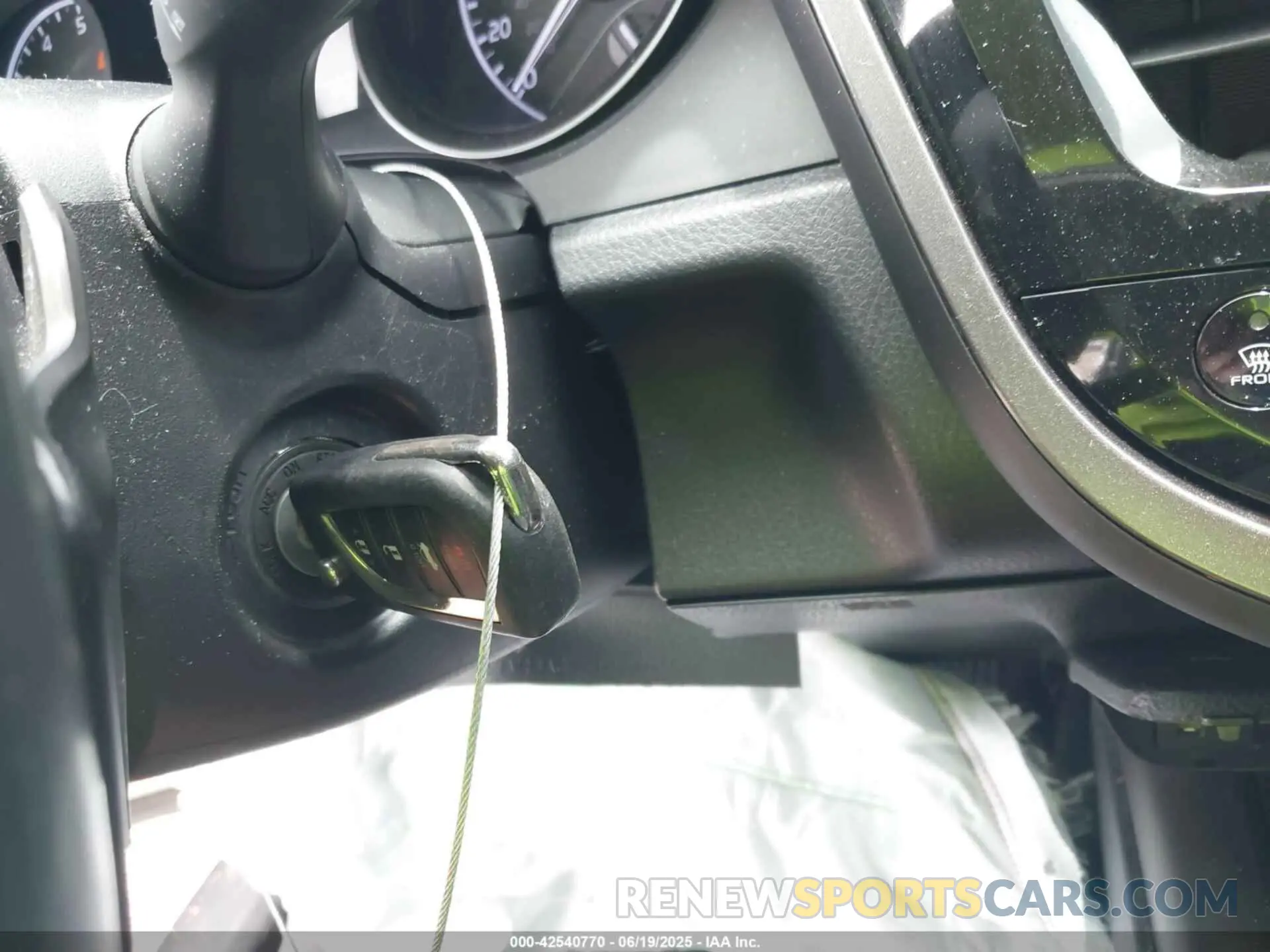 11 Photograph of a damaged car 4T1G11AK5NU630268 TOYOTA CAMRY 2022