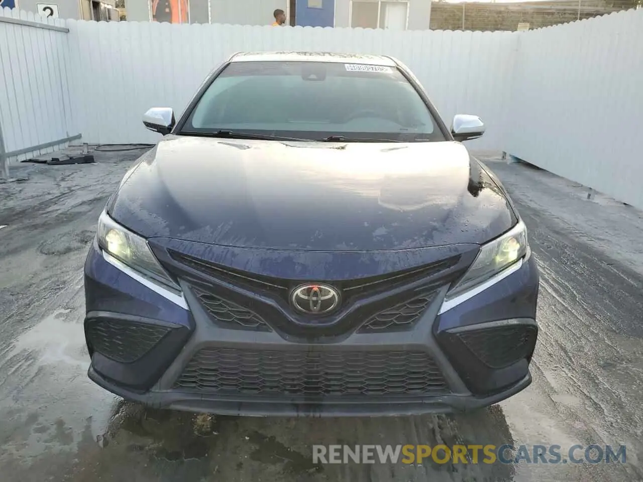 5 Photograph of a damaged car 4T1G11AK5NU631324 TOYOTA CAMRY 2022