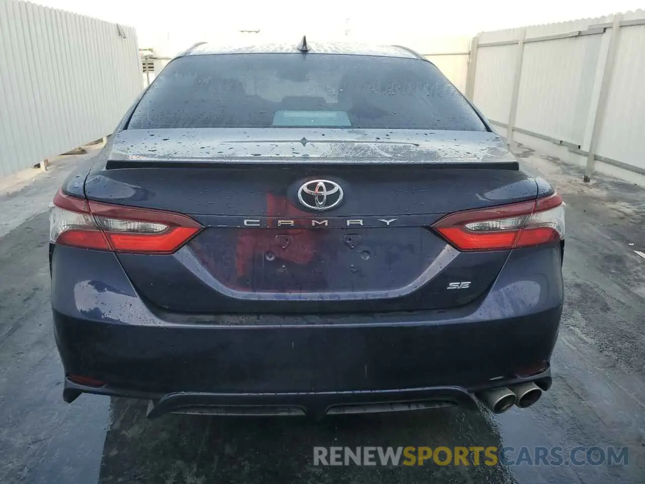 6 Photograph of a damaged car 4T1G11AK5NU631324 TOYOTA CAMRY 2022
