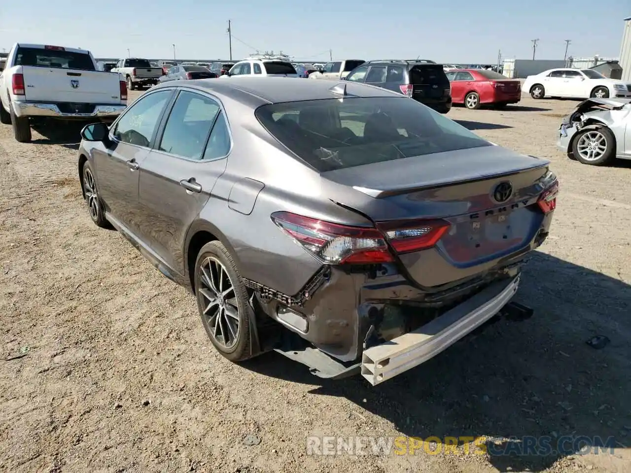 3 Photograph of a damaged car 4T1G11AK5NU651766 TOYOTA CAMRY 2022