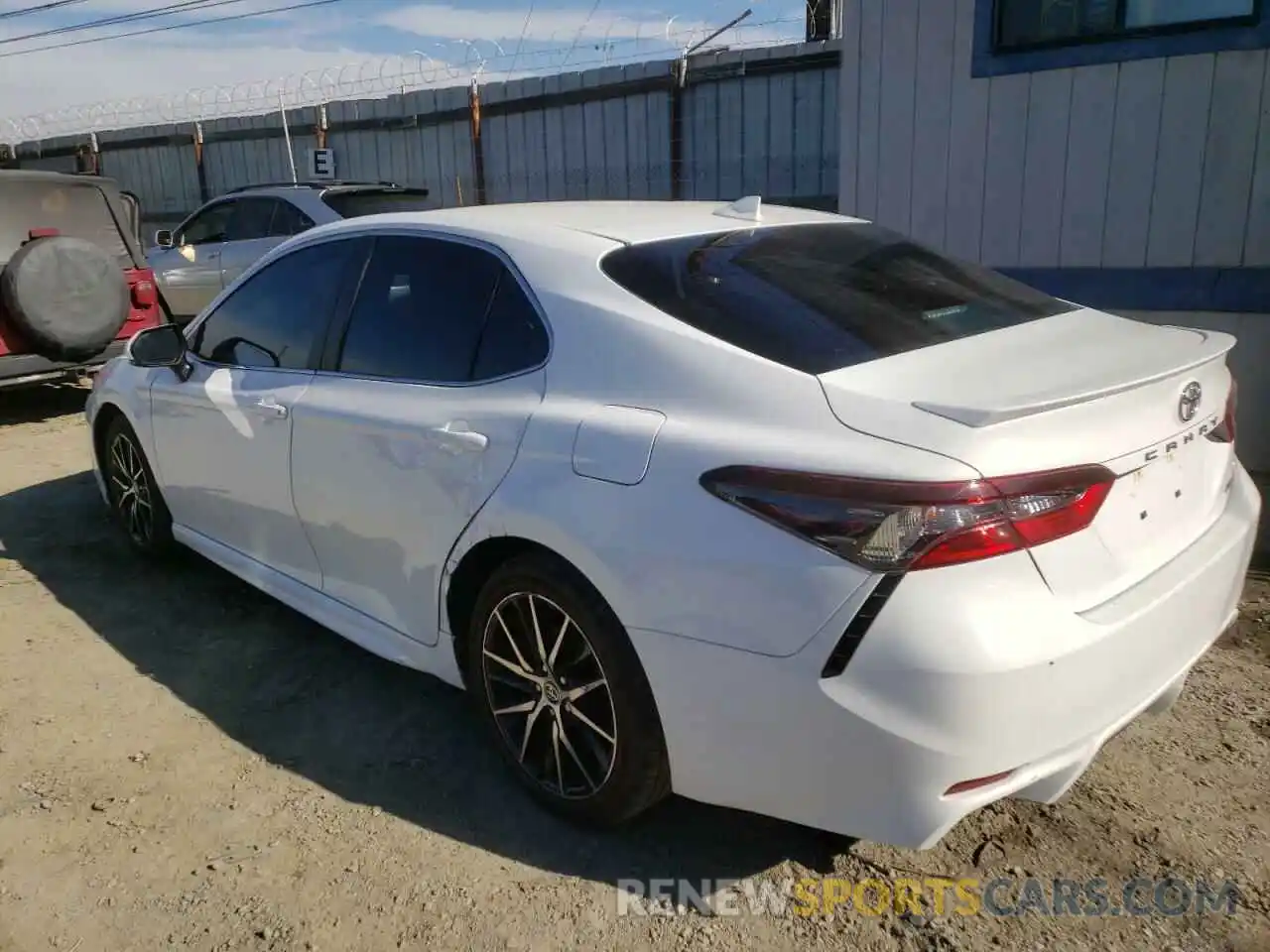 2 Photograph of a damaged car 4T1G11AK5NU652979 TOYOTA CAMRY 2022