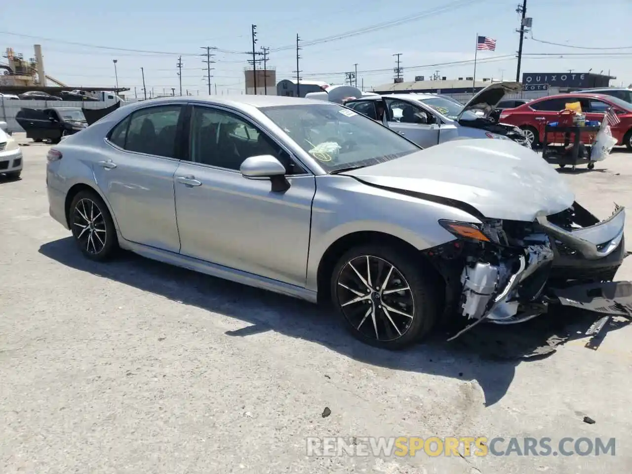 1 Photograph of a damaged car 4T1G11AK5NU669975 TOYOTA CAMRY 2022