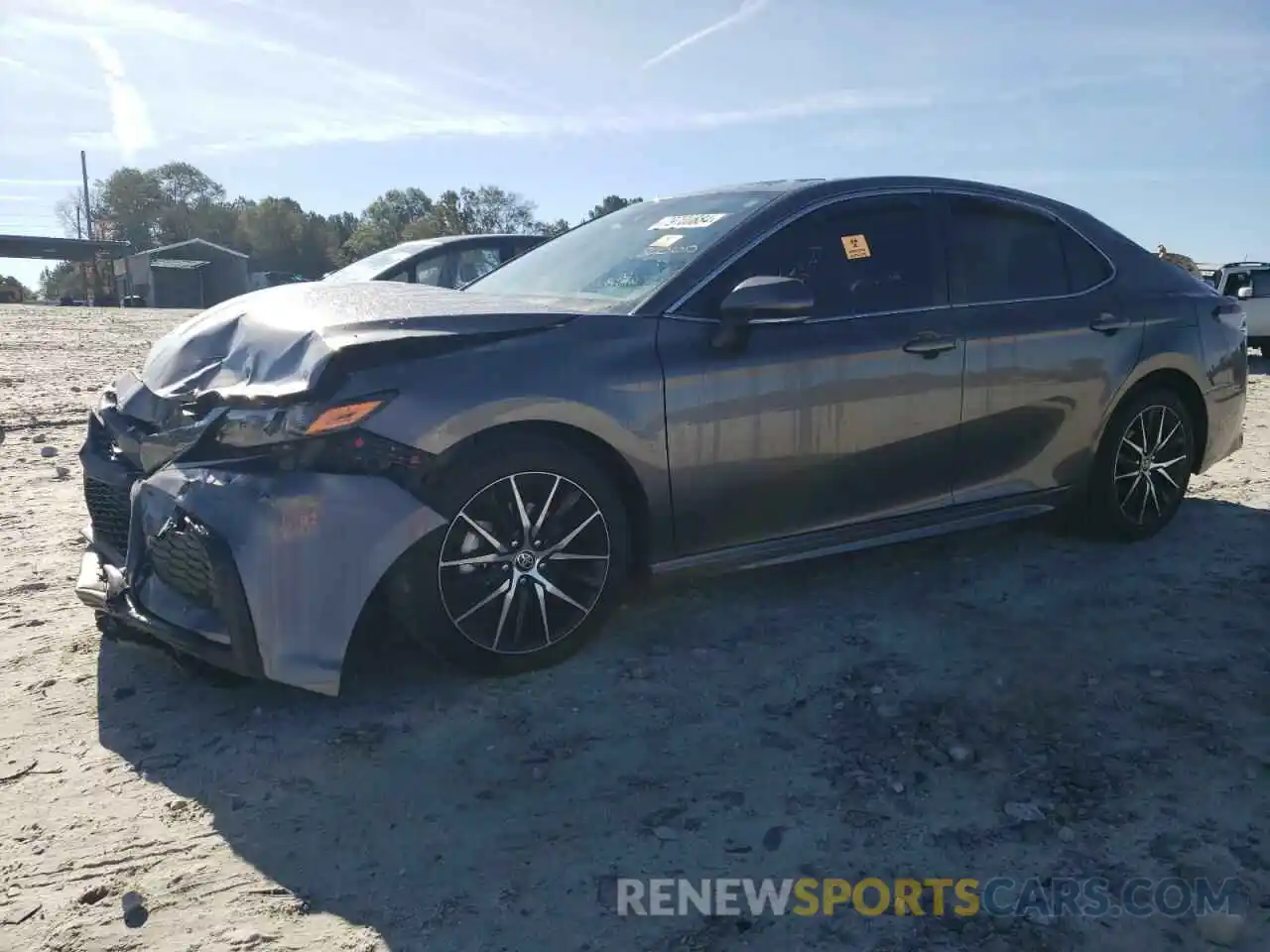 1 Photograph of a damaged car 4T1G11AK5NU679907 TOYOTA CAMRY 2022