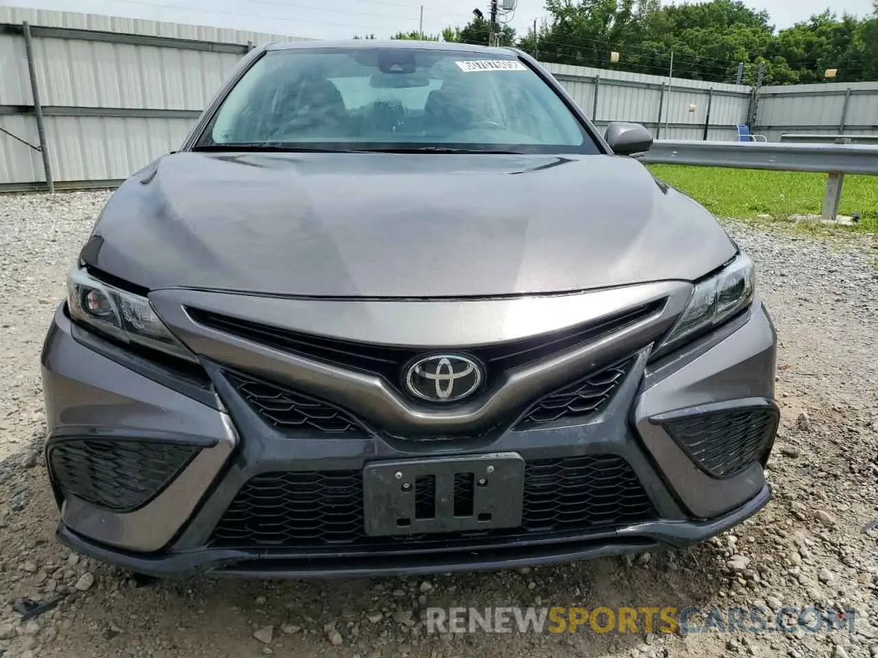 5 Photograph of a damaged car 4T1G11AK5NU685593 TOYOTA CAMRY 2022