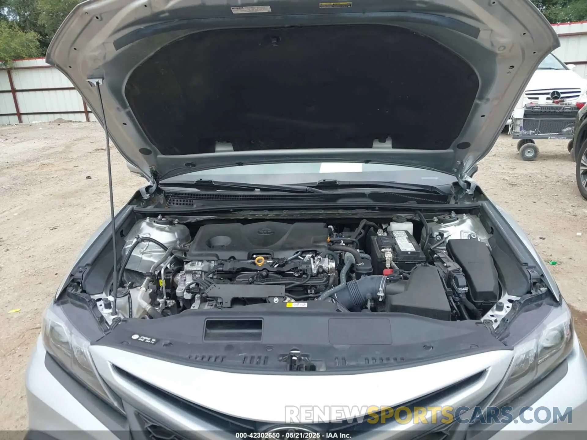 10 Photograph of a damaged car 4T1G11AK5NU710900 TOYOTA CAMRY 2022