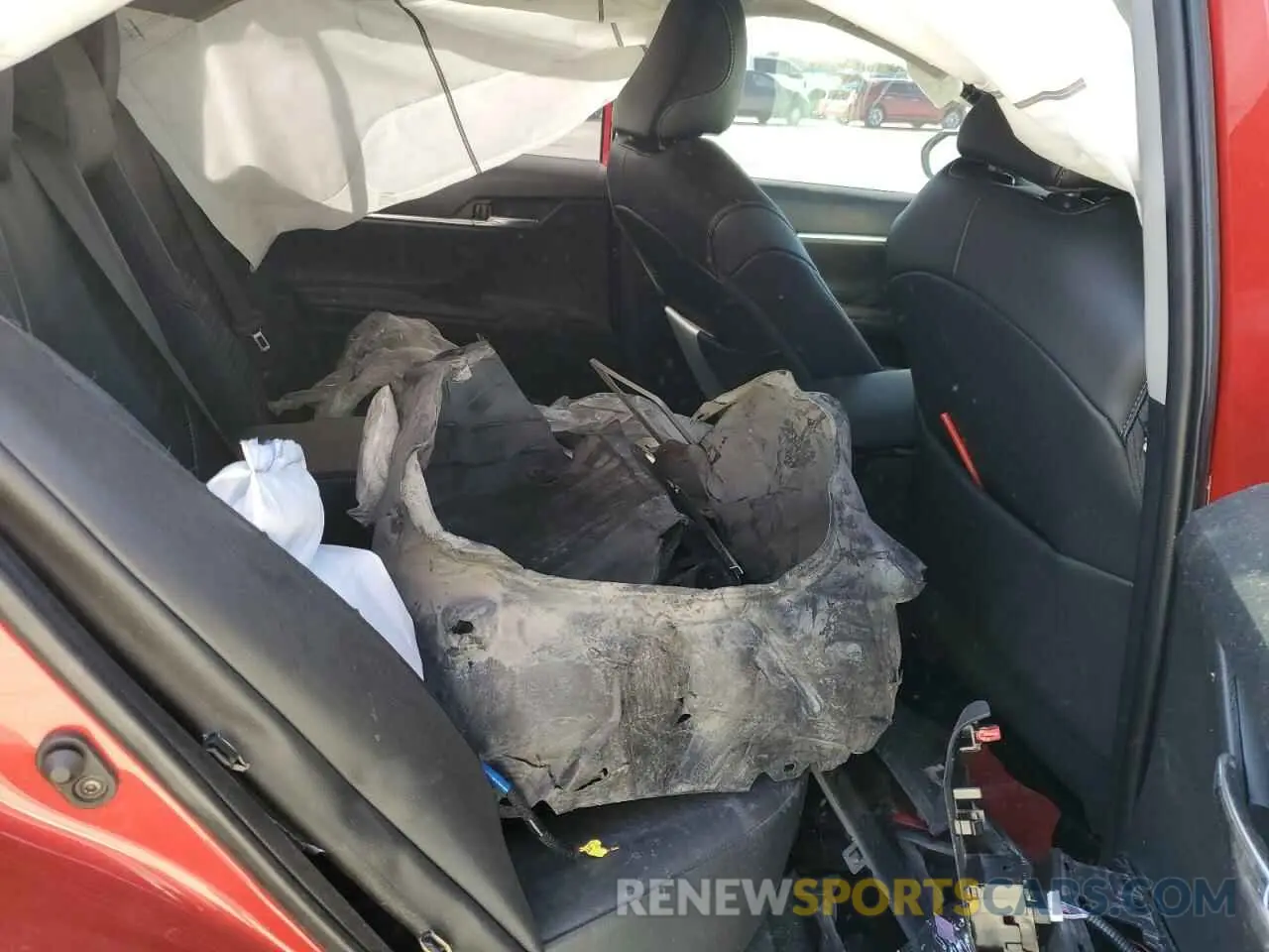 10 Photograph of a damaged car 4T1G11AK6NU016927 TOYOTA CAMRY 2022