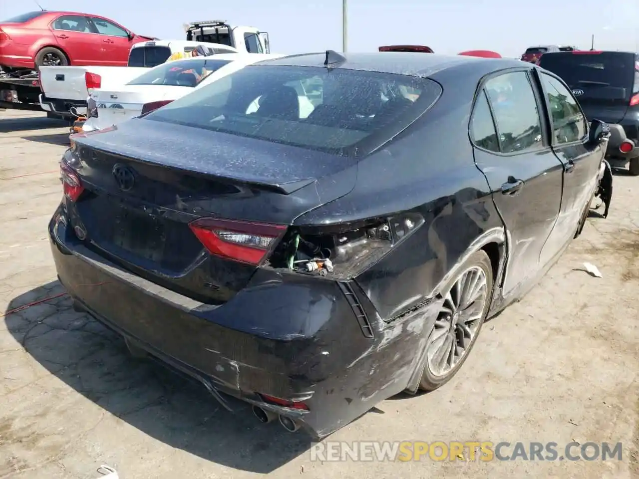 4 Photograph of a damaged car 4T1G11AK6NU024638 TOYOTA CAMRY 2022