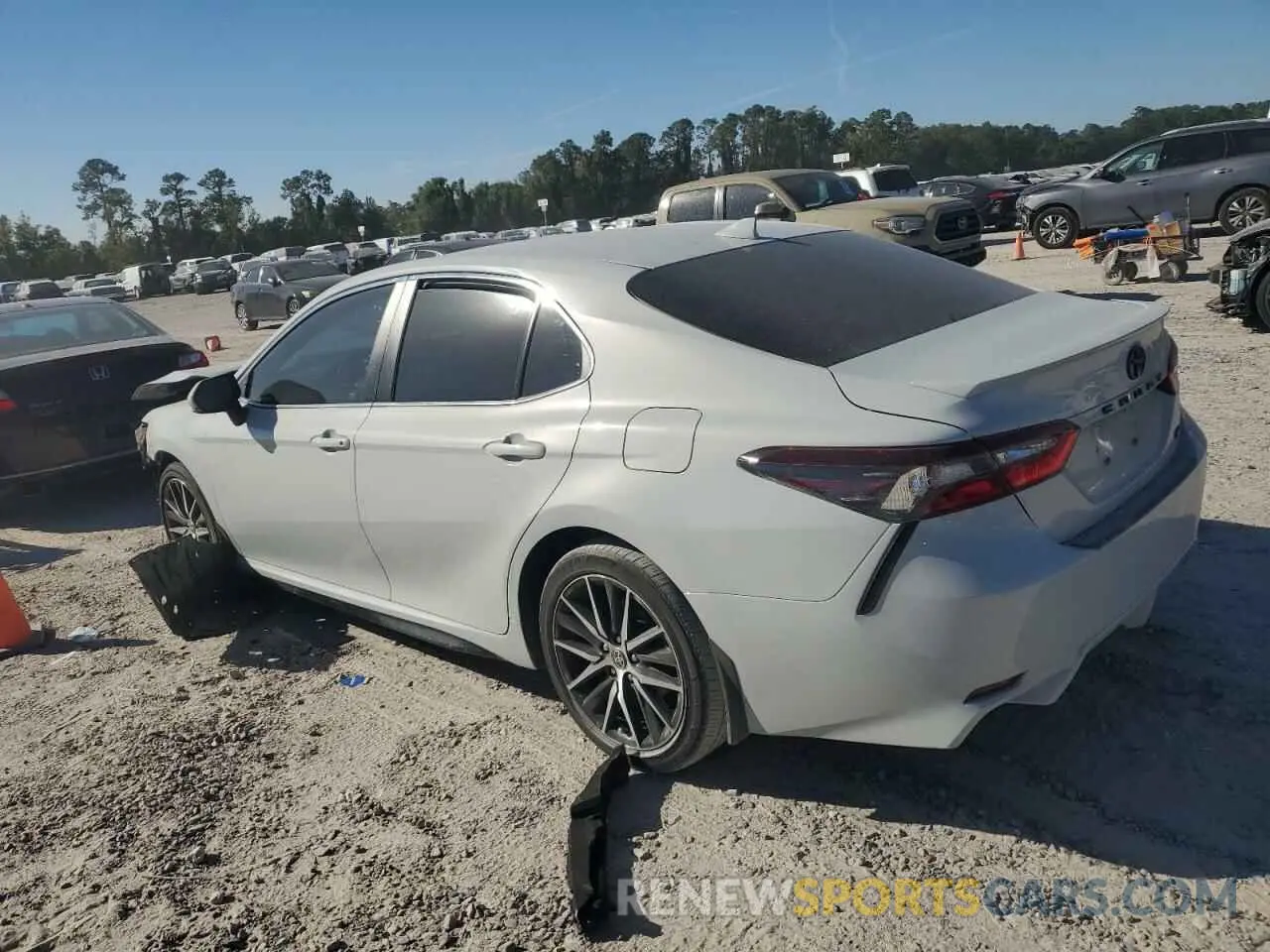 2 Photograph of a damaged car 4T1G11AK6NU028799 TOYOTA CAMRY 2022