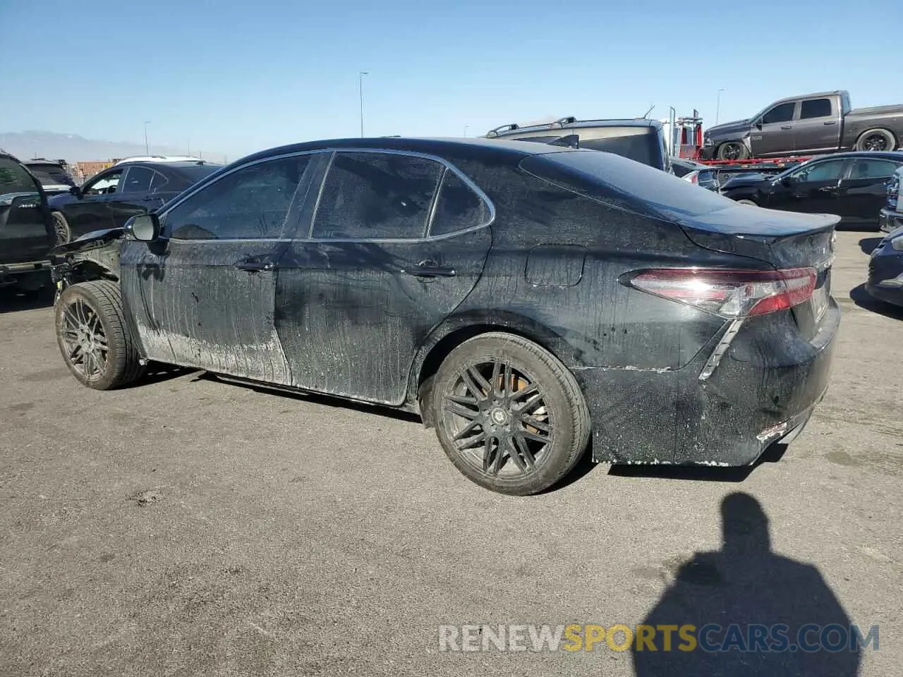 2 Photograph of a damaged car 4T1G11AK6NU041259 TOYOTA CAMRY 2022