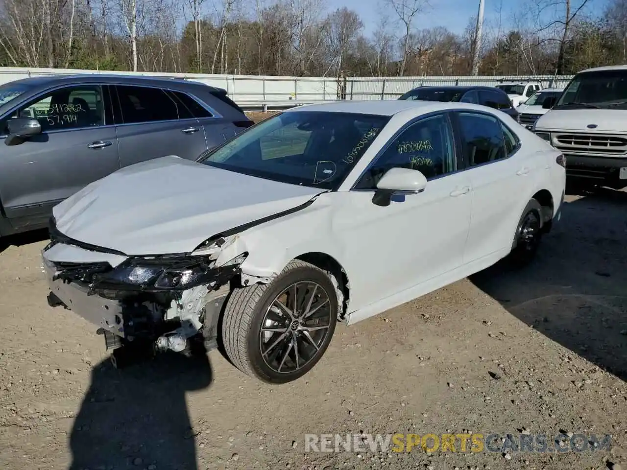 1 Photograph of a damaged car 4T1G11AK6NU053394 TOYOTA CAMRY 2022