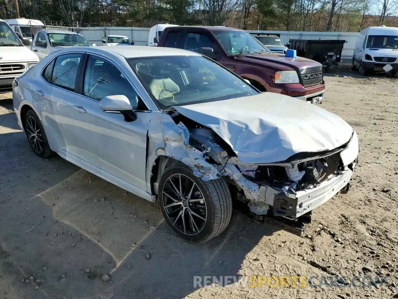 4 Photograph of a damaged car 4T1G11AK6NU053394 TOYOTA CAMRY 2022