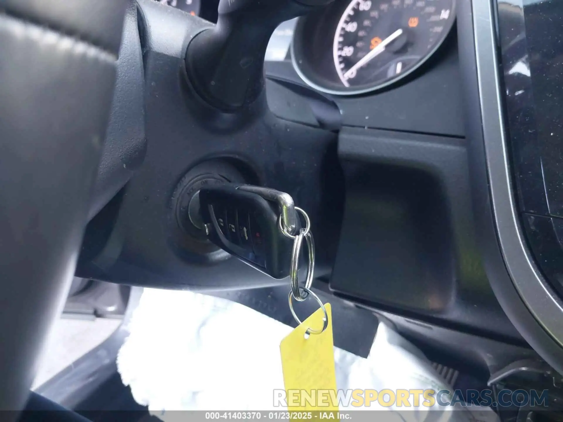 11 Photograph of a damaged car 4T1G11AK6NU055923 TOYOTA CAMRY 2022