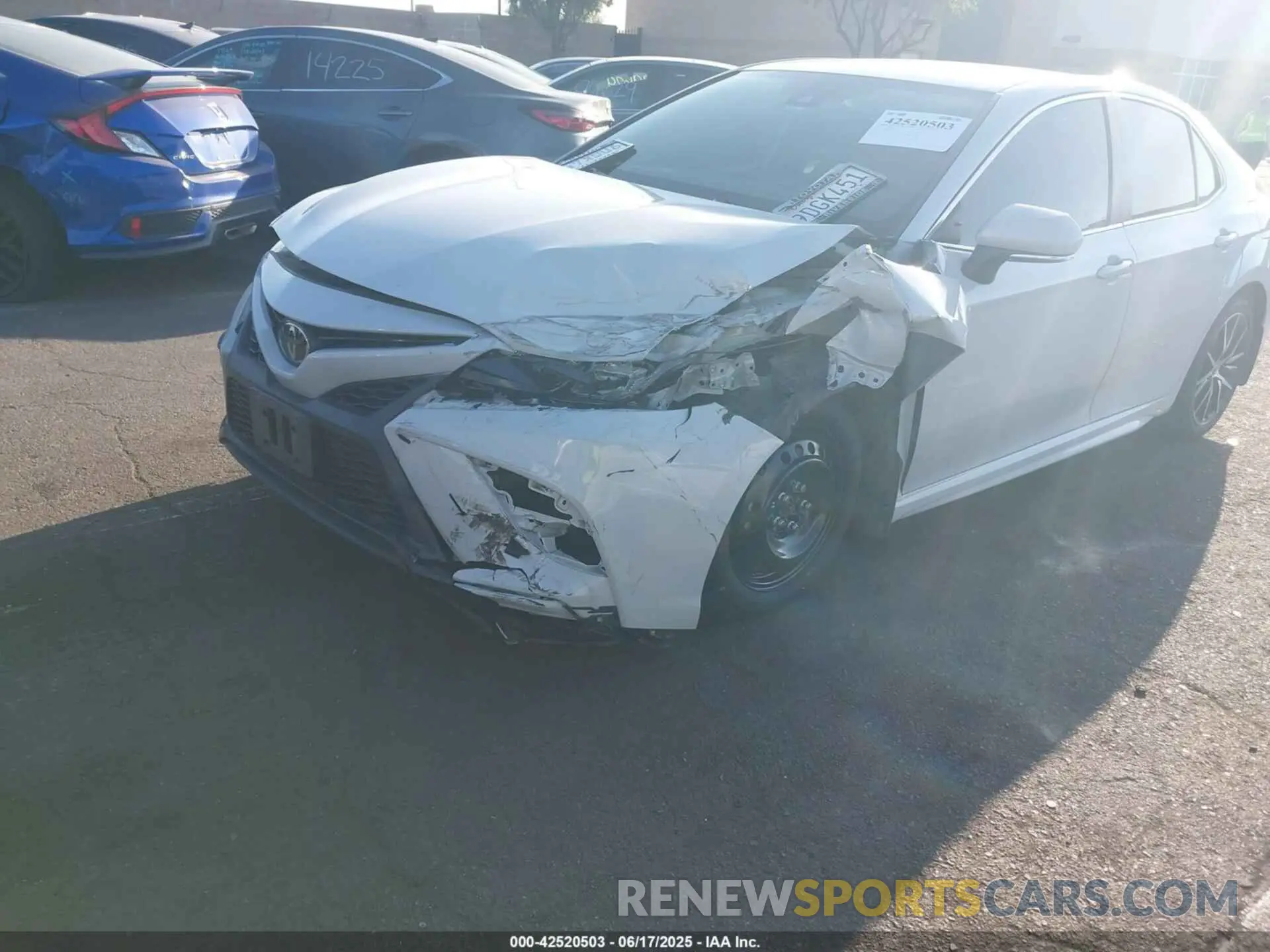 6 Photograph of a damaged car 4T1G11AK6NU071071 TOYOTA CAMRY 2022