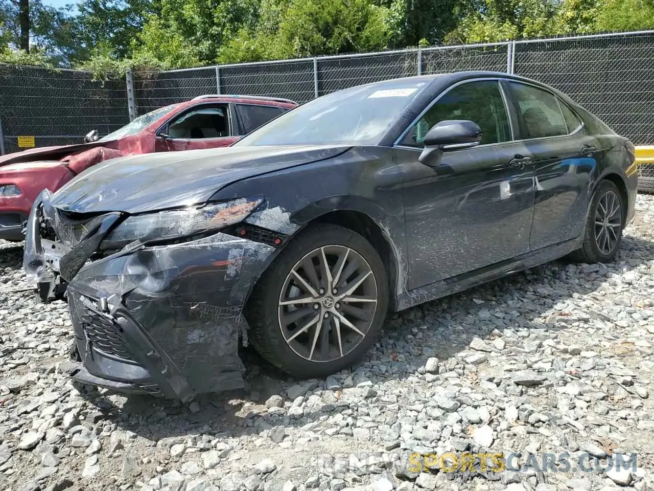 1 Photograph of a damaged car 4T1G11AK6NU632918 TOYOTA CAMRY 2022