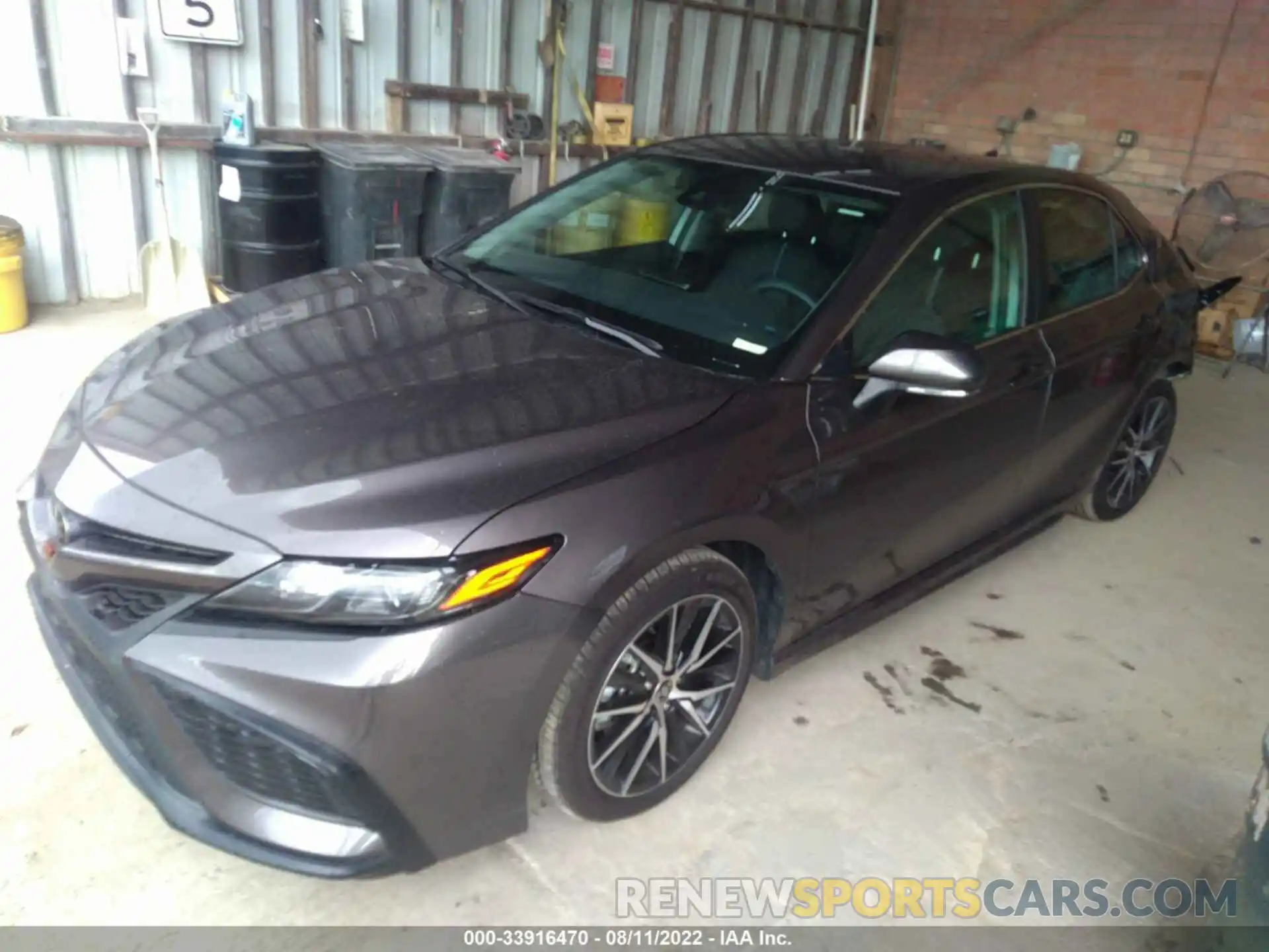 2 Photograph of a damaged car 4T1G11AK6NU651999 TOYOTA CAMRY 2022